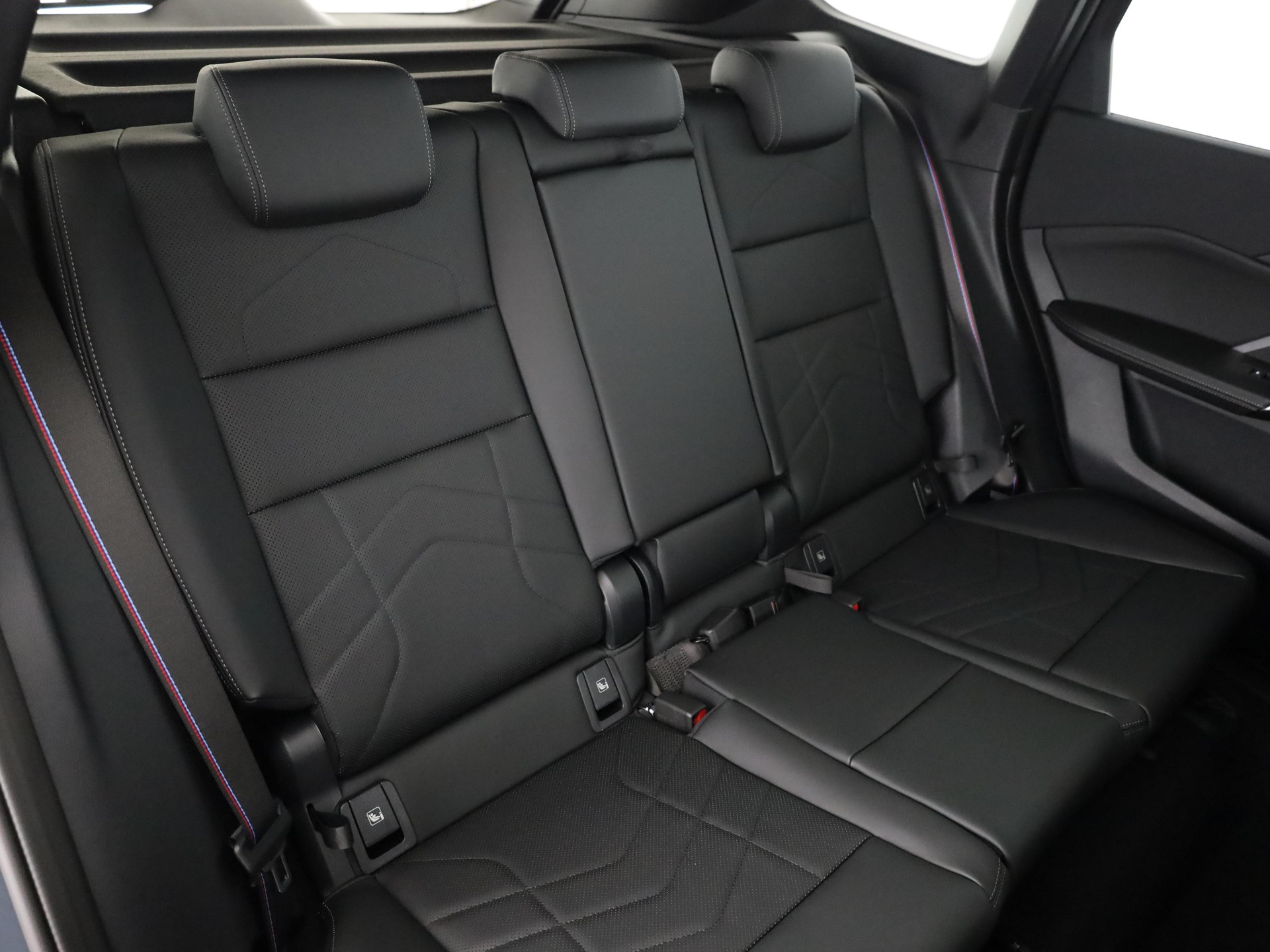 BMW X1 U11 23i xDrive paddles-image-17