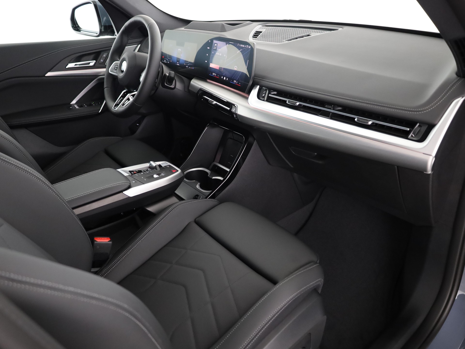 BMW X1 U11 23i xDrive paddles-image-25