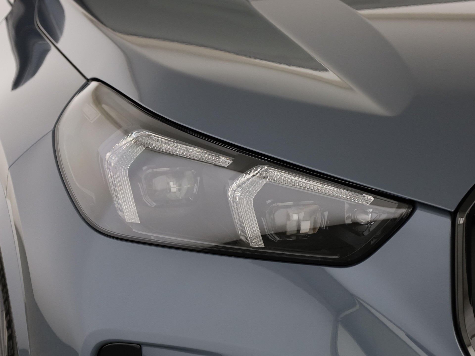 BMW X1 U11 23i xDrive paddles-image-5