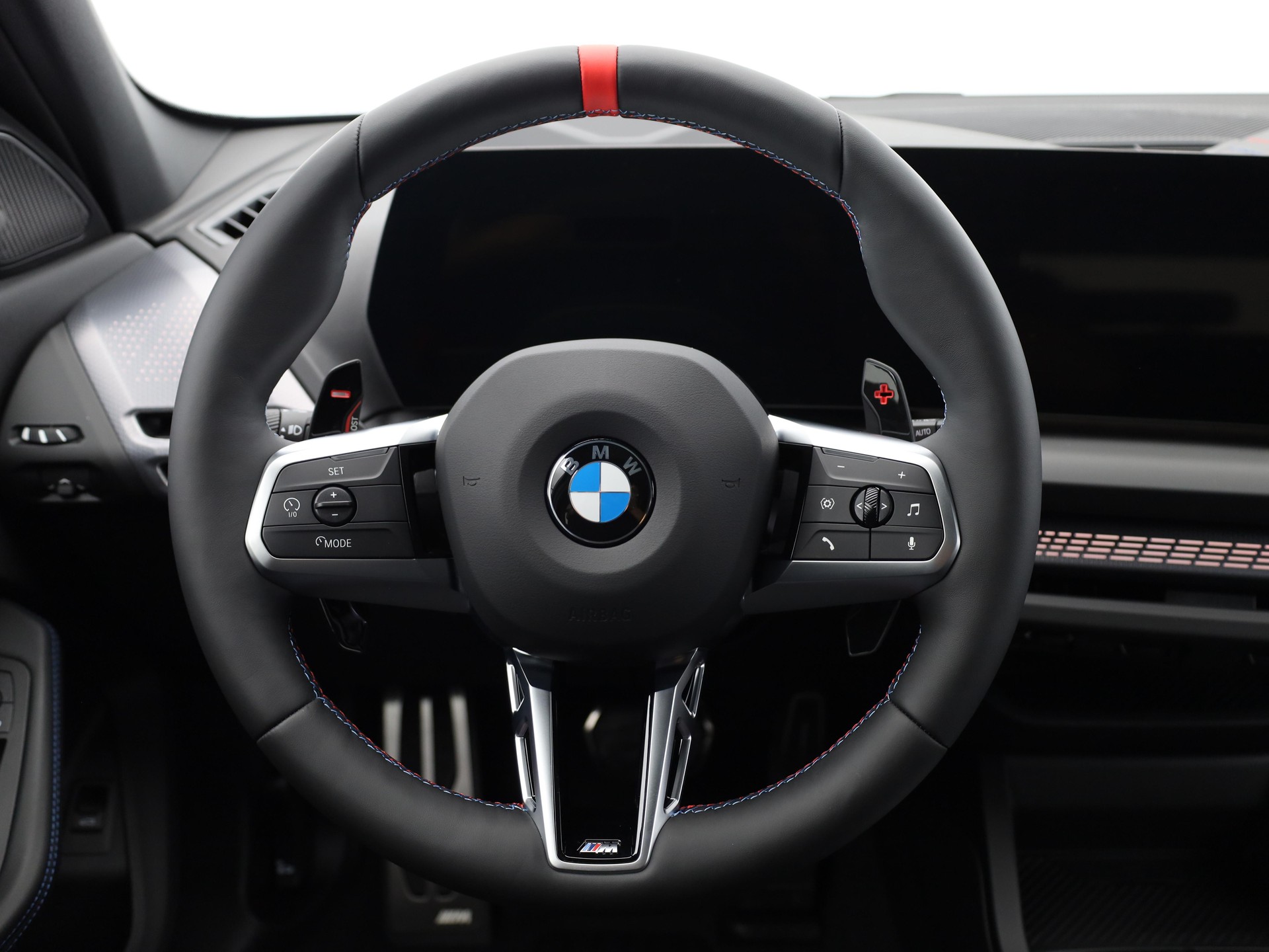 BMW X1 U11 23i xDrive paddles-image-28