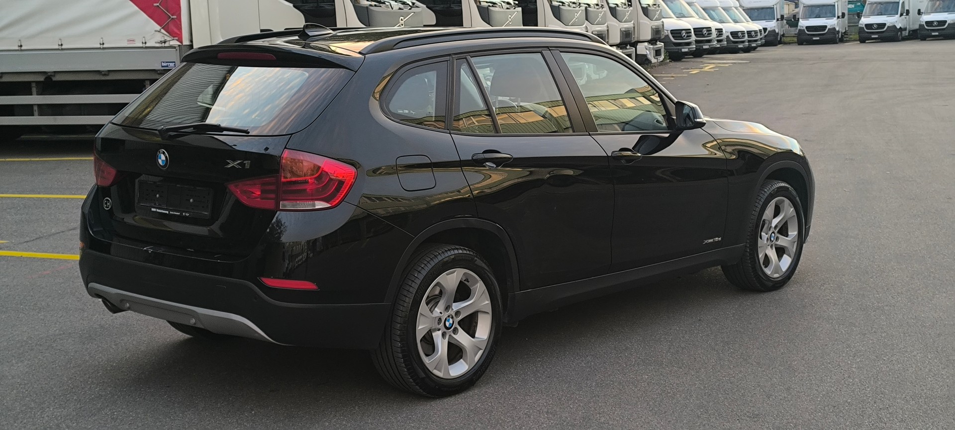 BMW X1 xDrive 18d-image-3