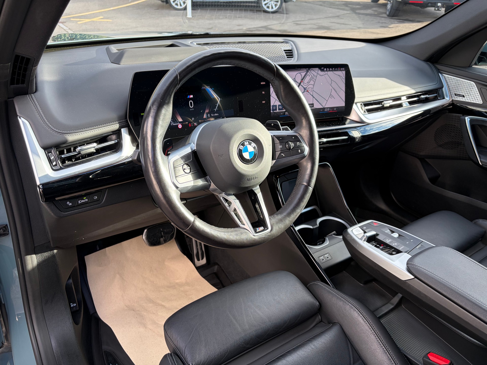 BMW X1 xDrive 23i 48V M Sport-image-11
