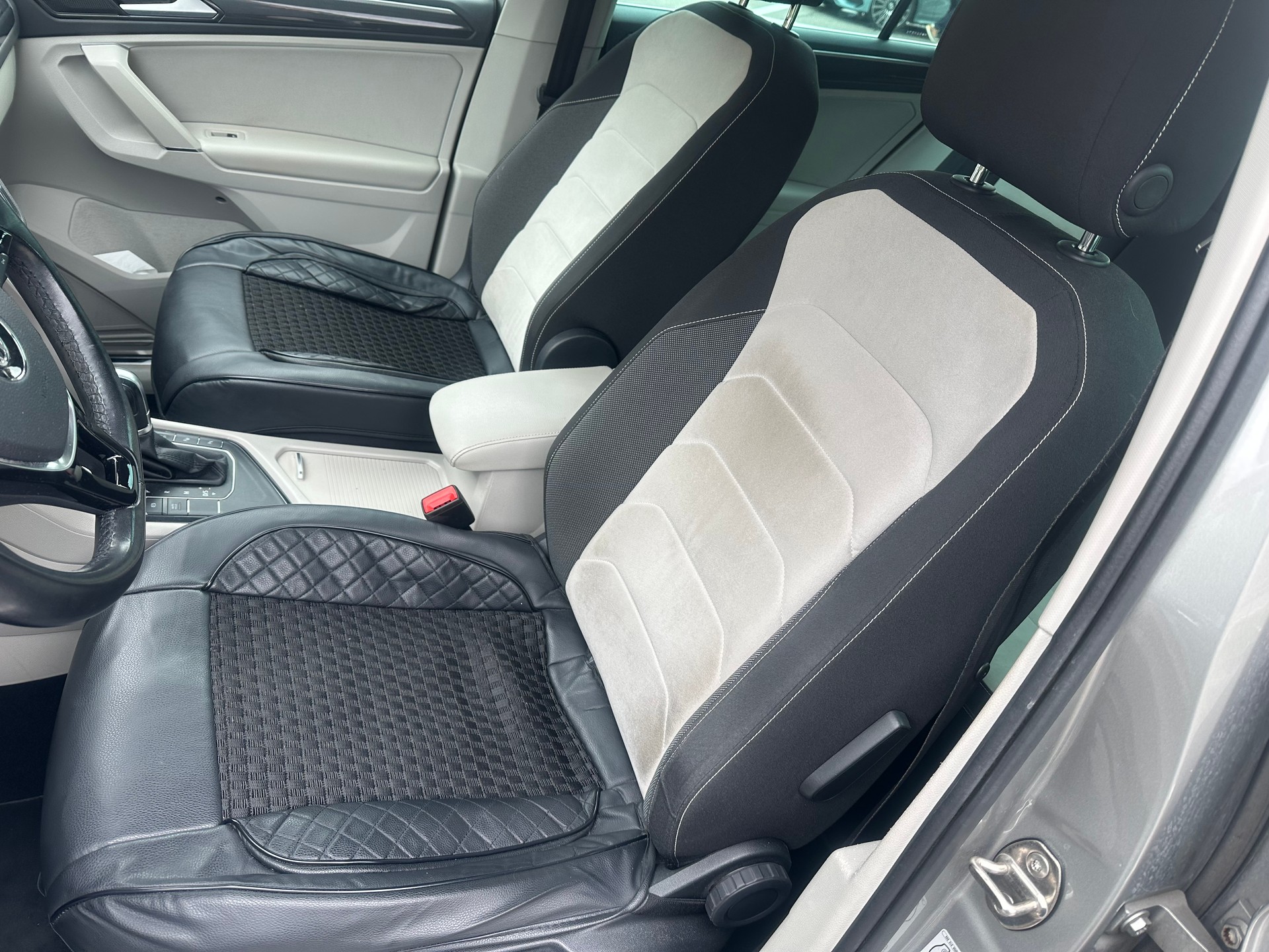 VW Tiguan 1.4TSI ACT Trendline 4Motion DSG-image-7