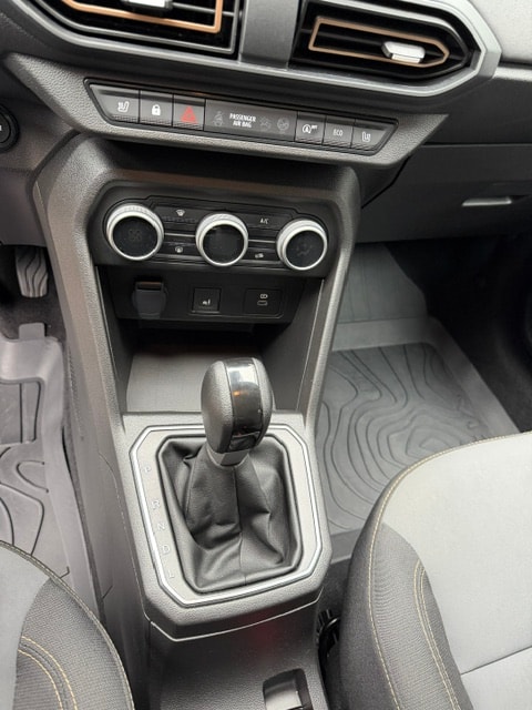 DACIA Sandero Stepway TCe 90 Extreme+ CVT-image-16