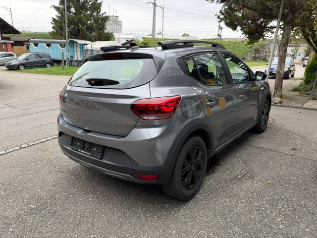 DACIA Sandero Stepway TCe 90 Extreme+ CVT-image-3