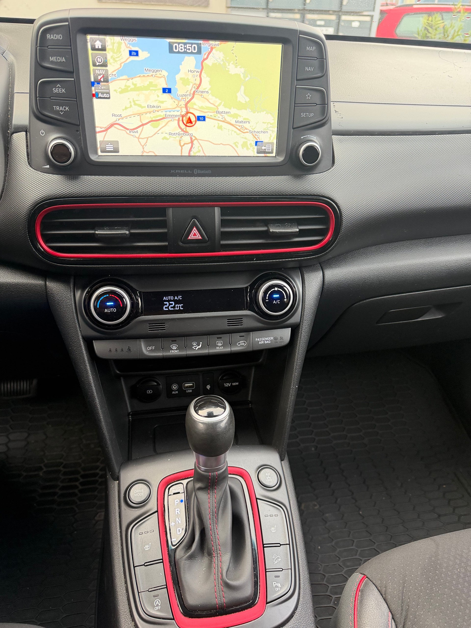 HYUNDAI Kona 1.6 CRDI Amplia 4WD DCT-image-8