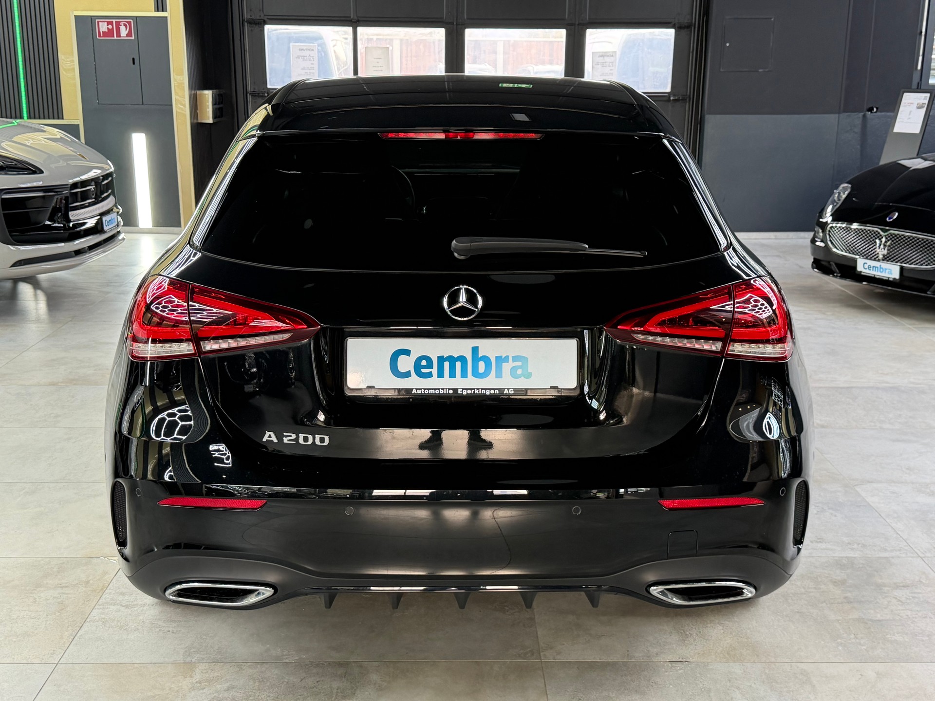 MERCEDES-BENZ A 200 AMG Line 7G-DCT-image-5