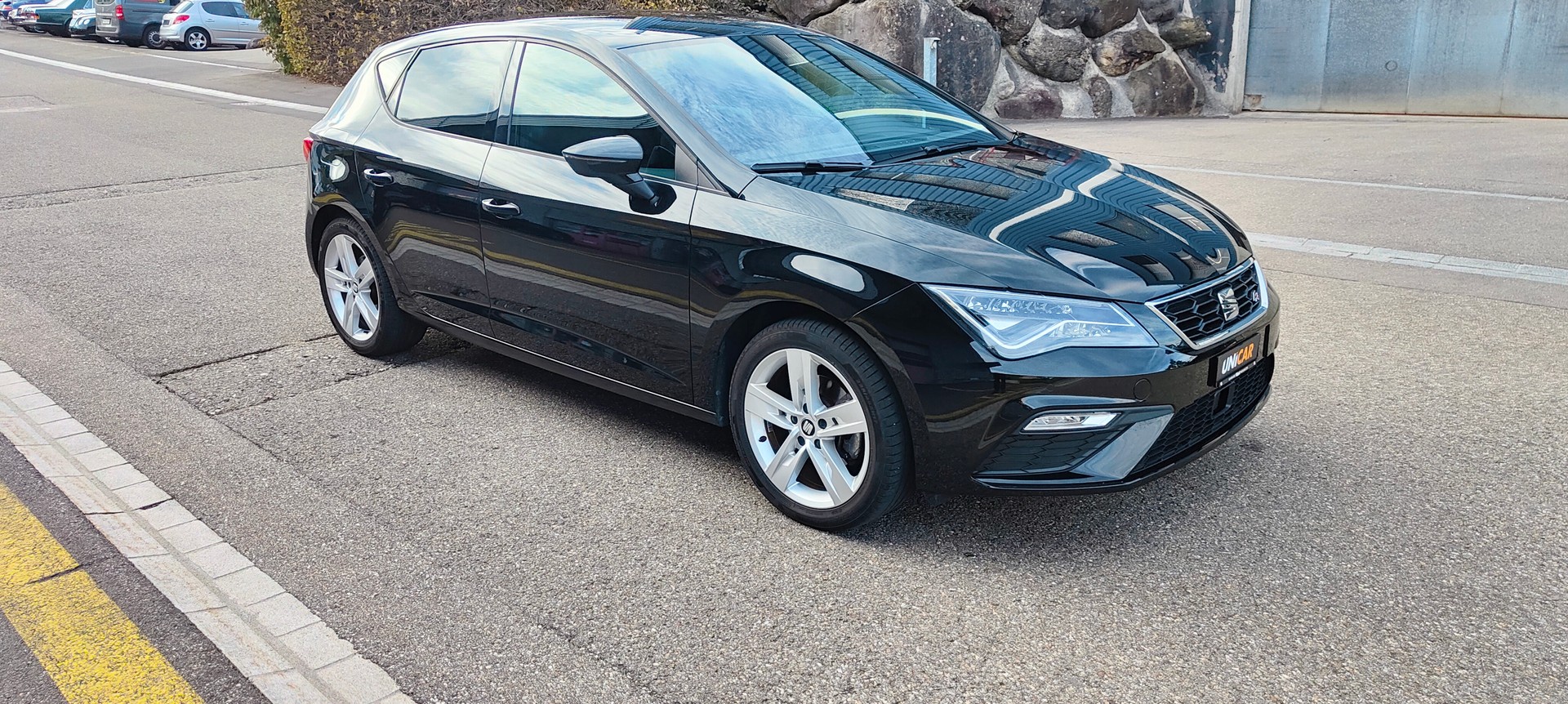 SEAT Leon 1.6 TDI FR LE-image-2