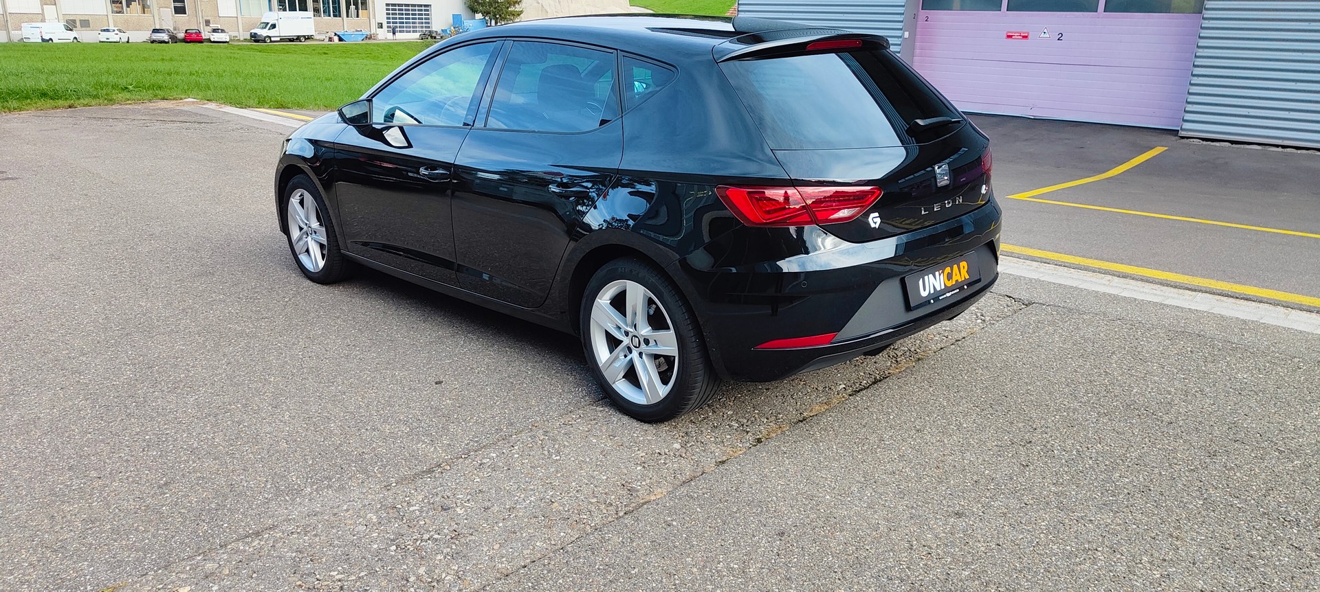 SEAT Leon 1.6 TDI FR LE-image-5