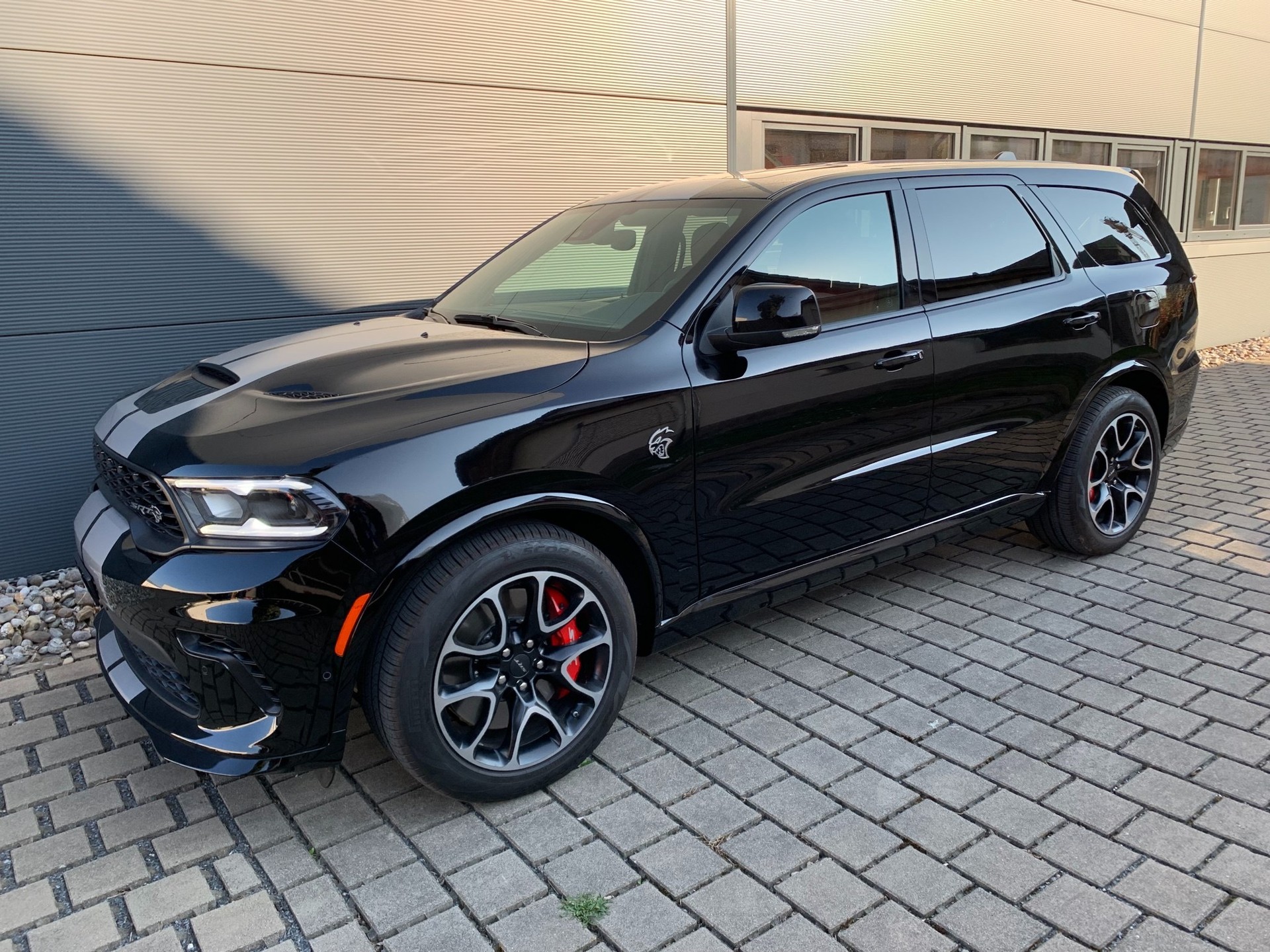 DODGE Durango SRT 6.2 Hellcat AWD-image-2