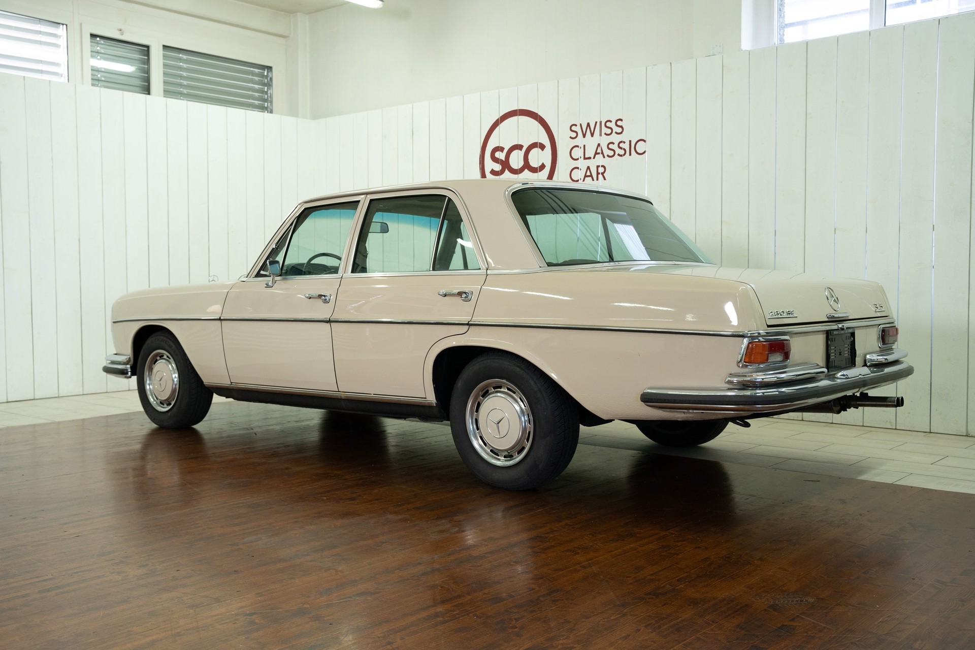 MERCEDES-BENZ 280 SE 3.5-image-4