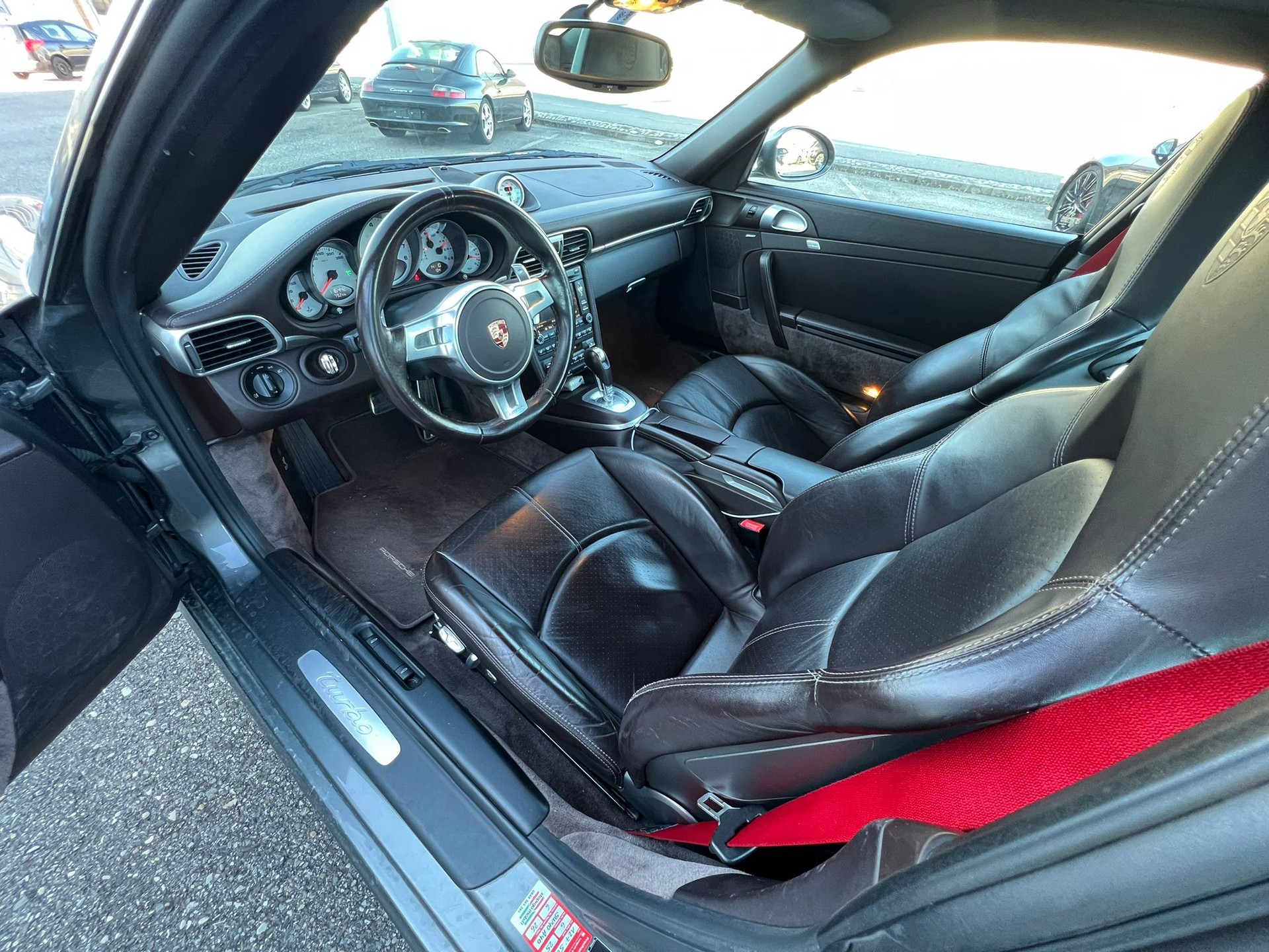 PORSCHE 911 Turbo PDK-image-6