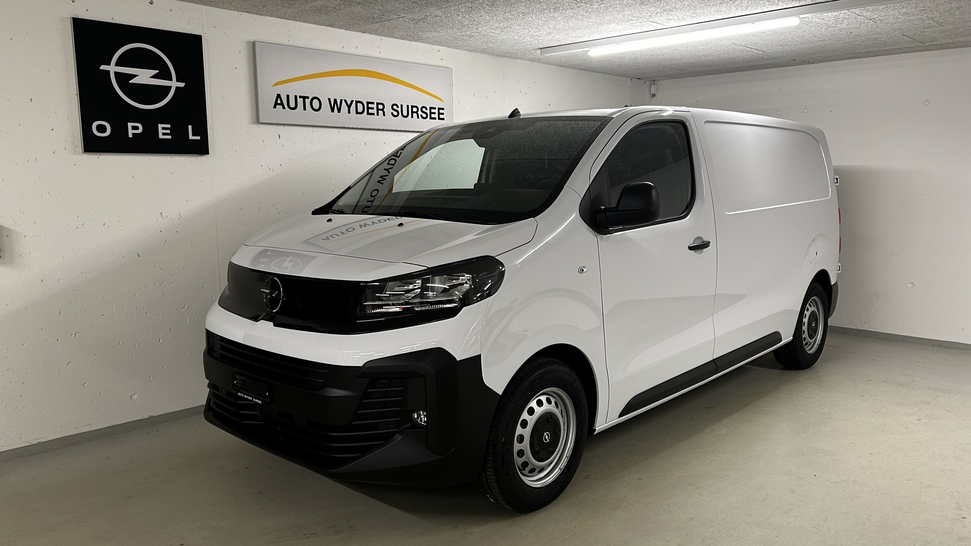 OPEL Vivaro Cargo 1.5 D 120 S/S-image-2