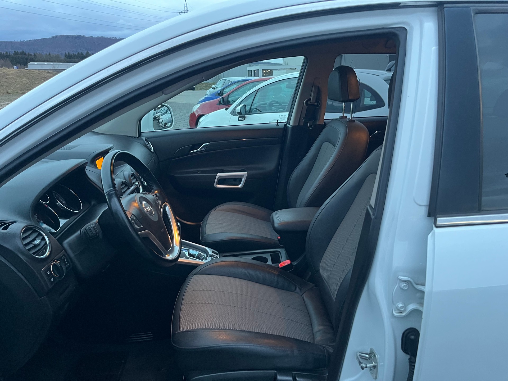 OPEL Antara 2.2 CDTi Cosmo 4WD Automatic-image-13