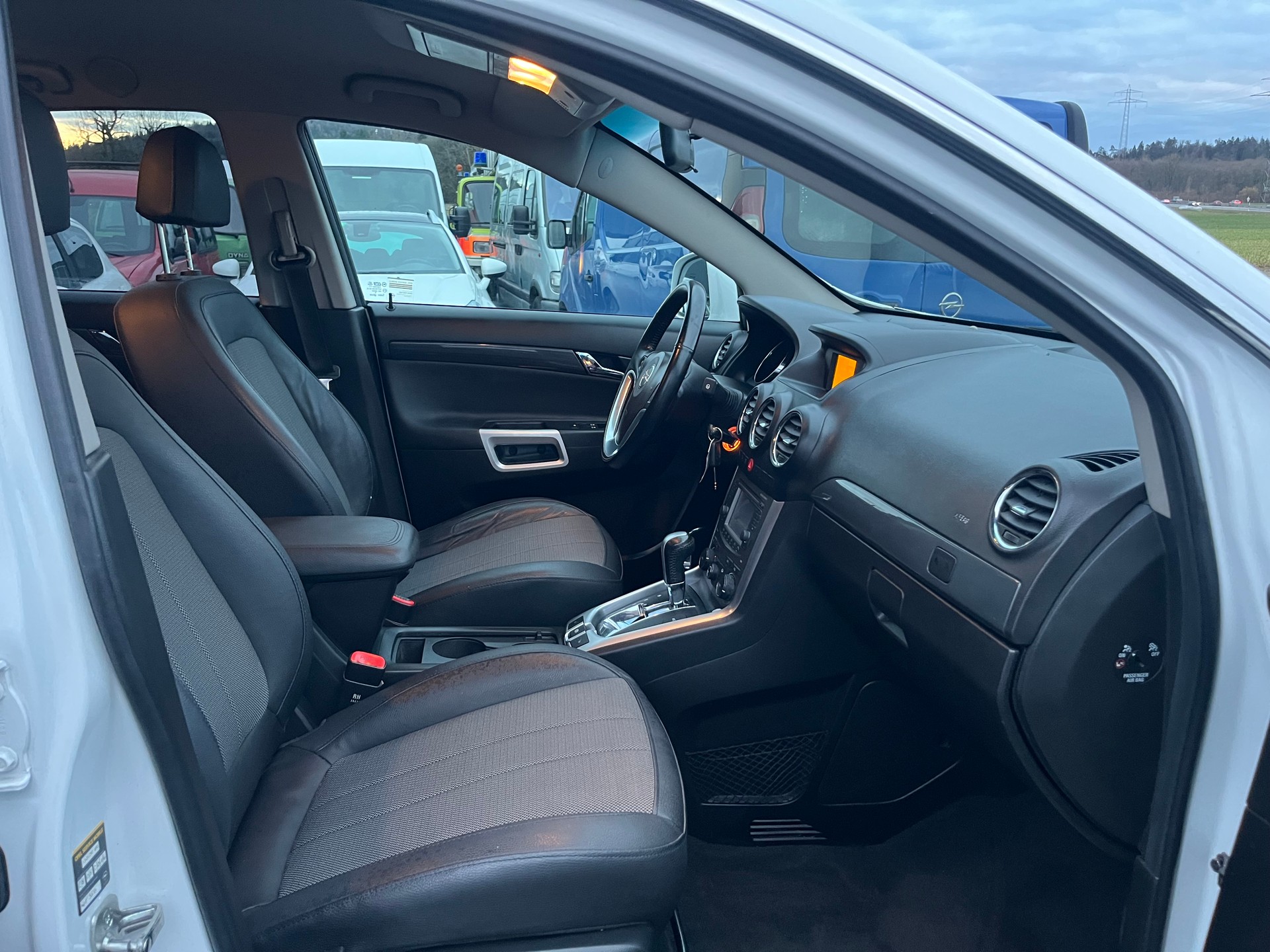 OPEL Antara 2.2 CDTi Cosmo 4WD Automatic-image-10