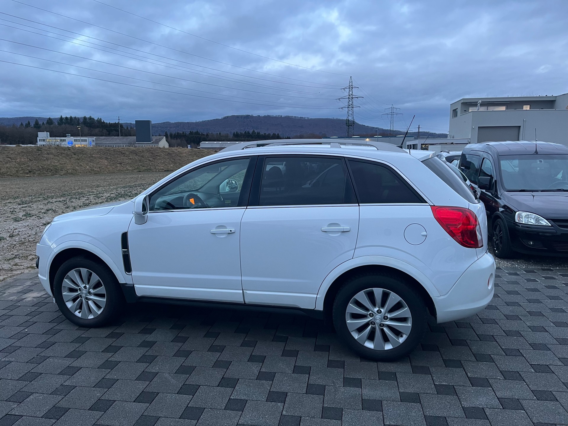 OPEL Antara 2.2 CDTi Cosmo 4WD Automatic-image-4