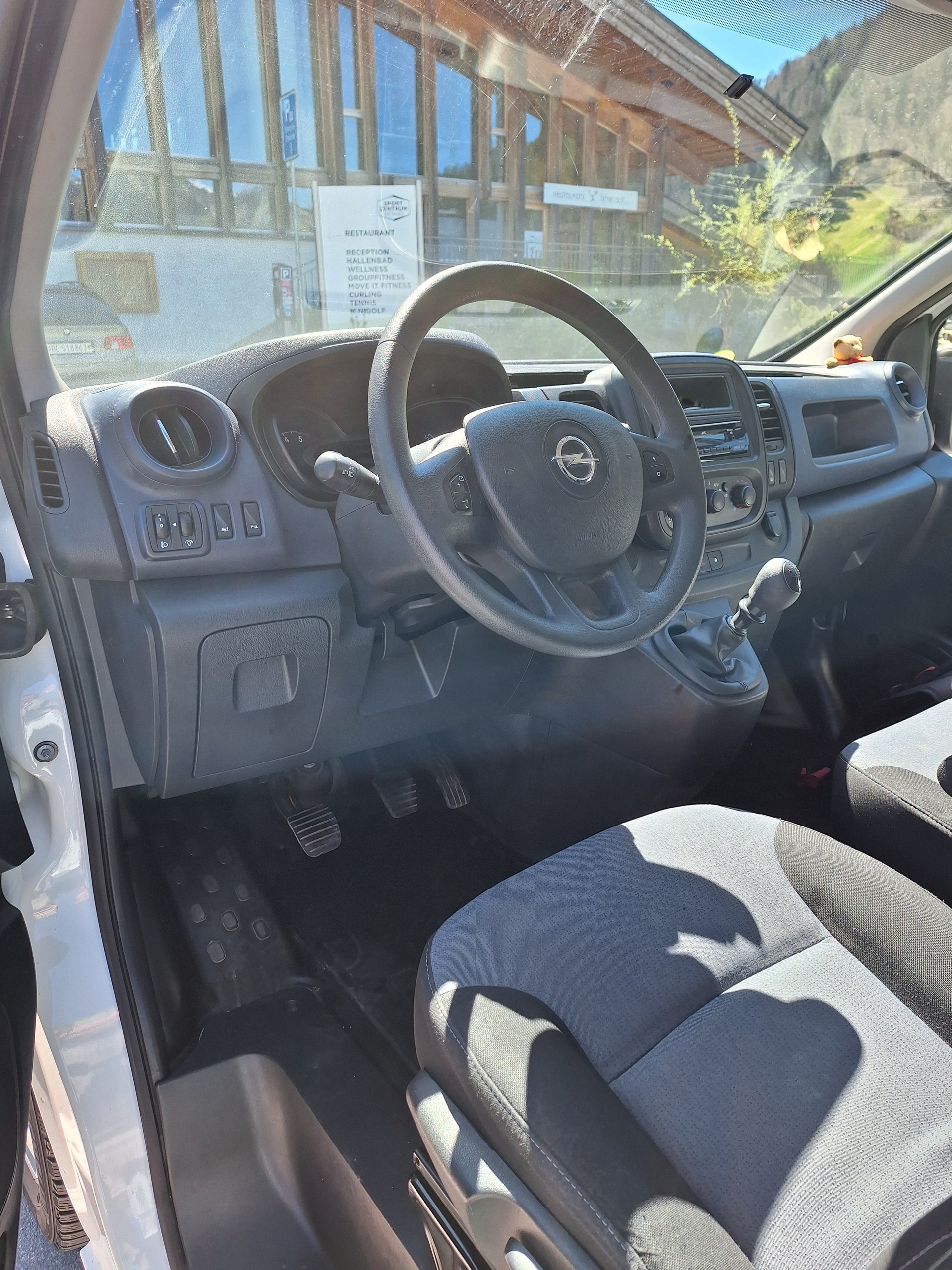 OPEL Vivaro 1.6 BiTurbo CDTI ecoFLEX 2.9t L2H1-image-4