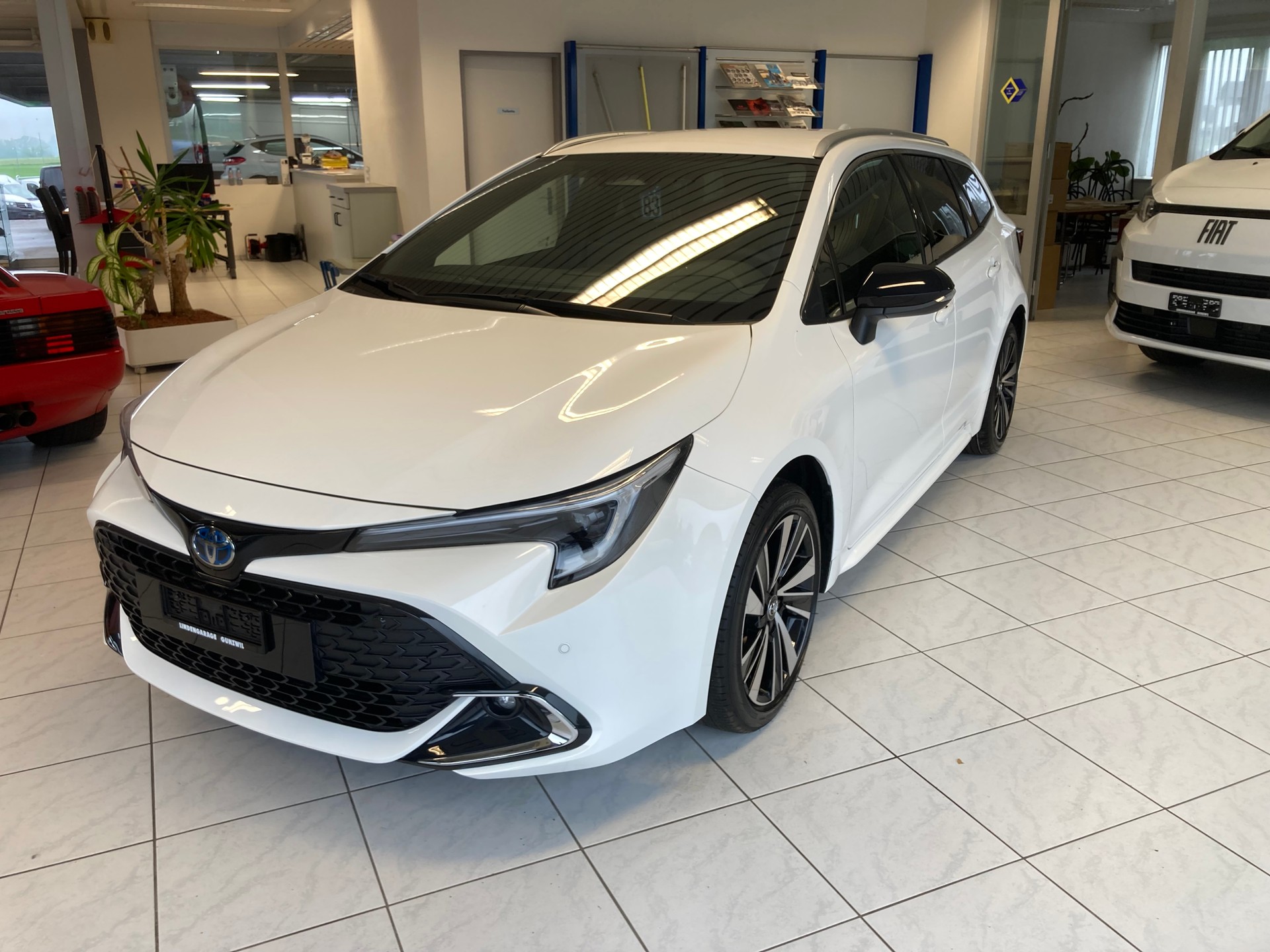 TOYOTA Corolla Touring Sports 2.0 HSD Trend e-CVT