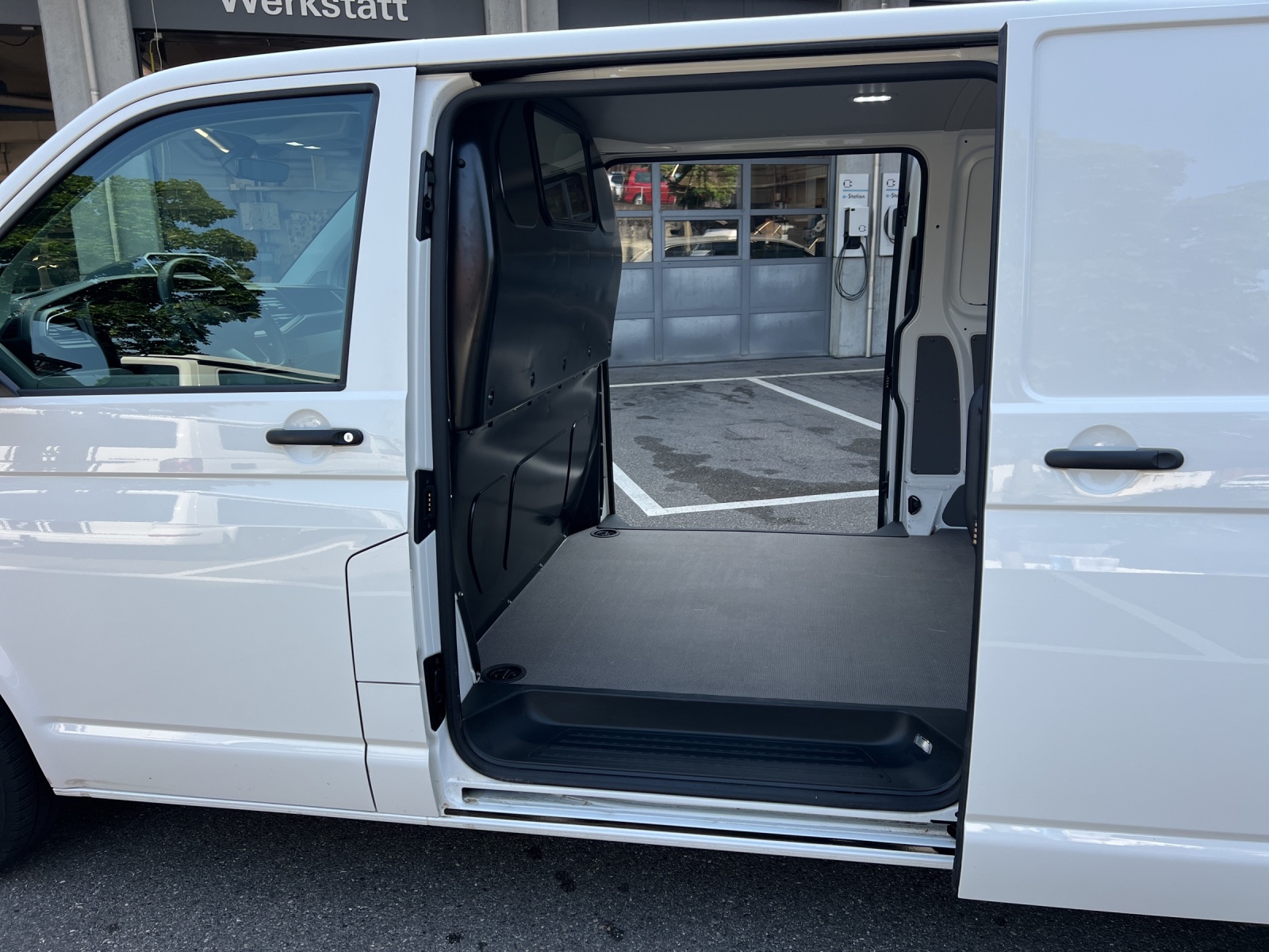 VW T6.1 ABTe-image-9