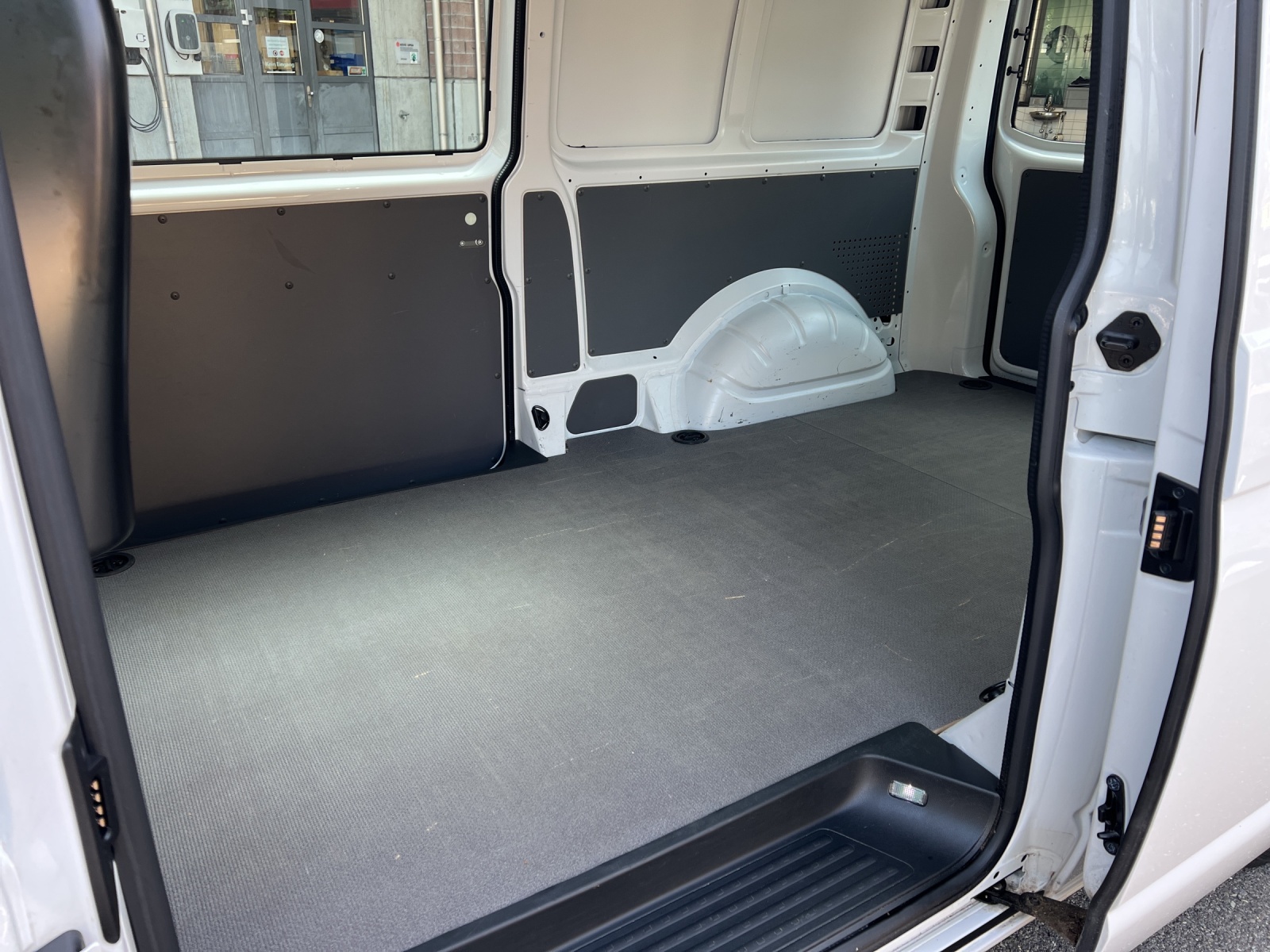 VW T6.1 ABTe-image-7