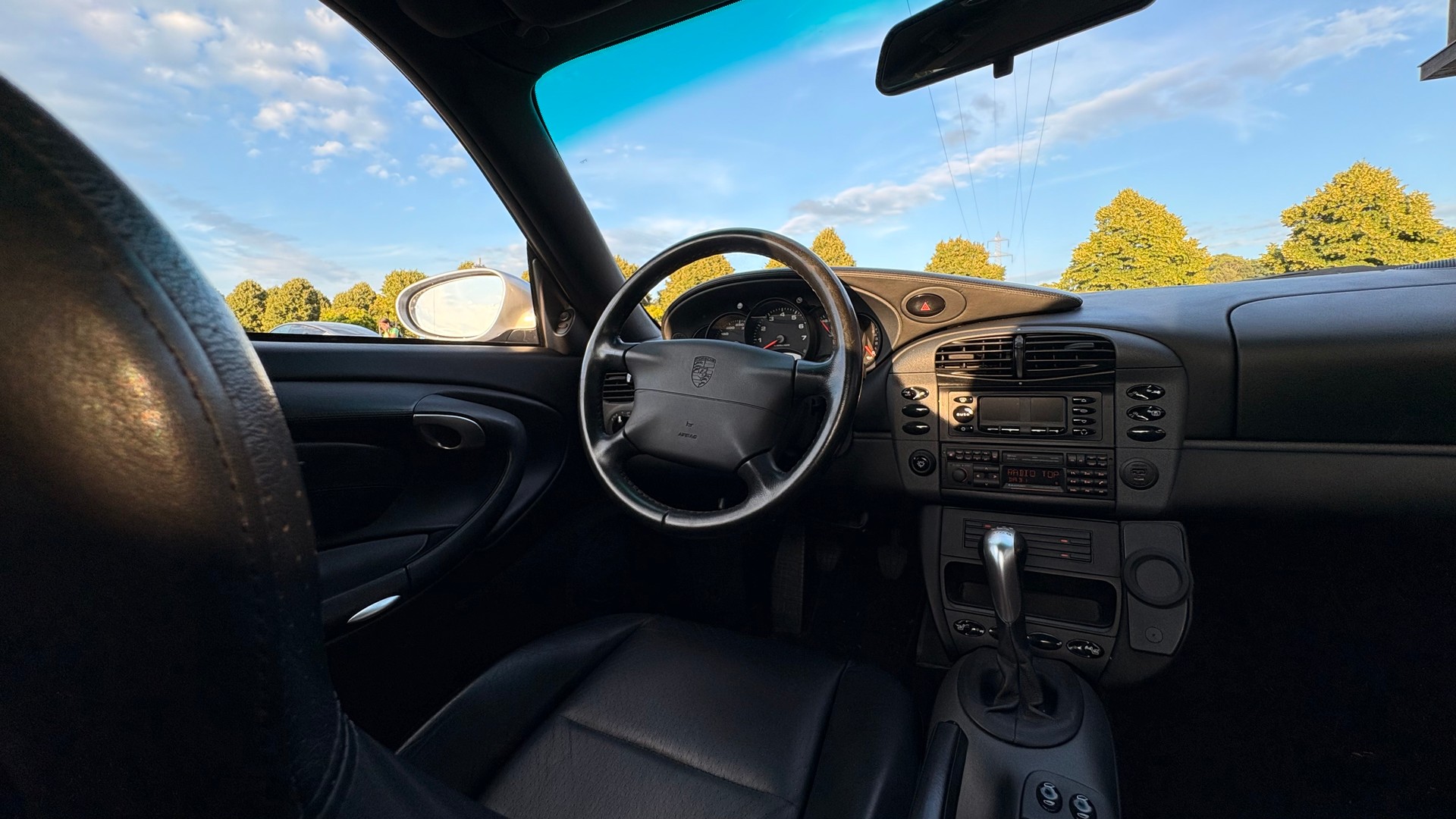 PORSCHE 911 Carrera-image-20