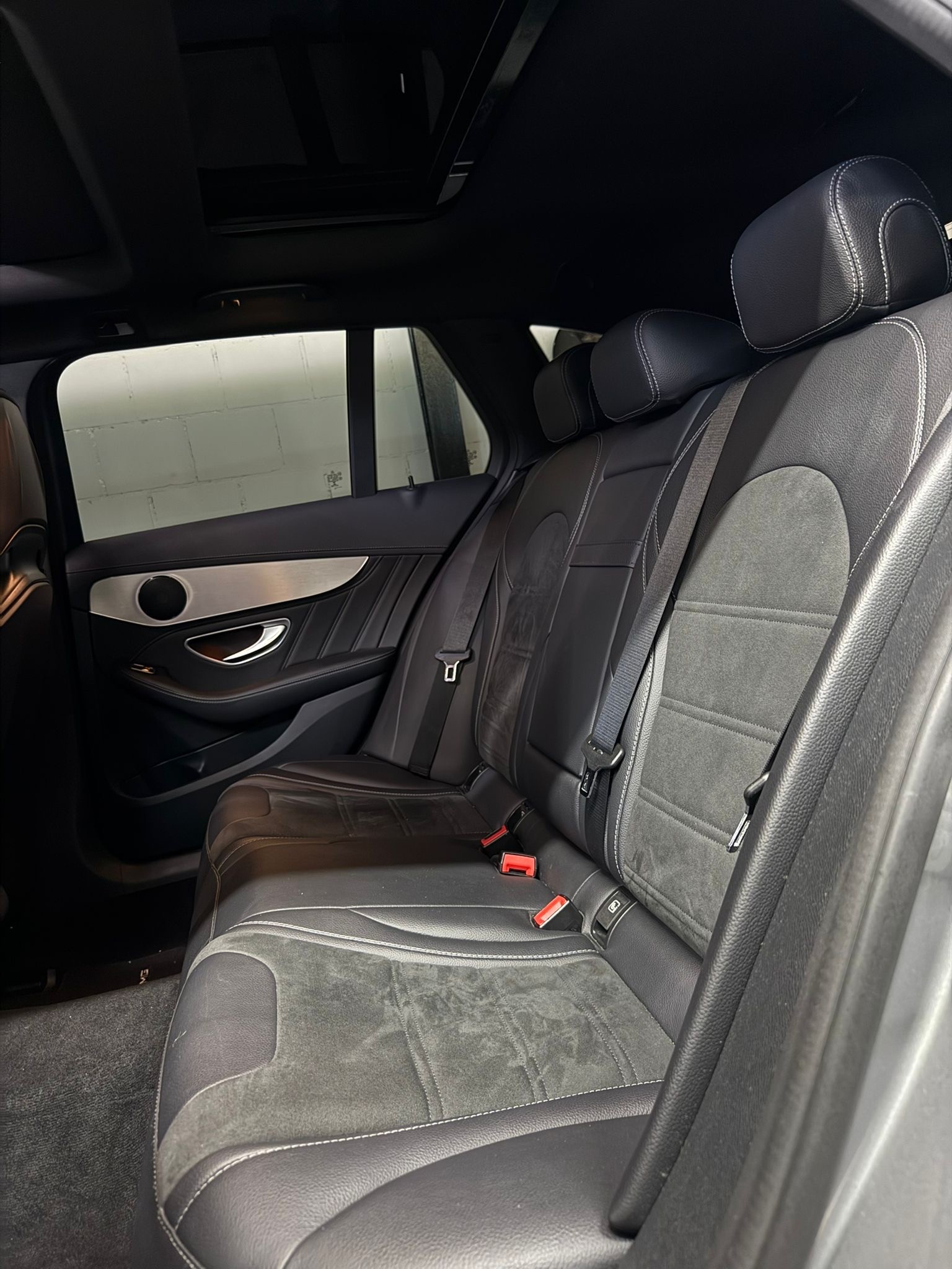 MERCEDES-BENZ C 63 AMG Speedshift /// Service stets in der Vertragswerkstatt durchgeführt-image-17