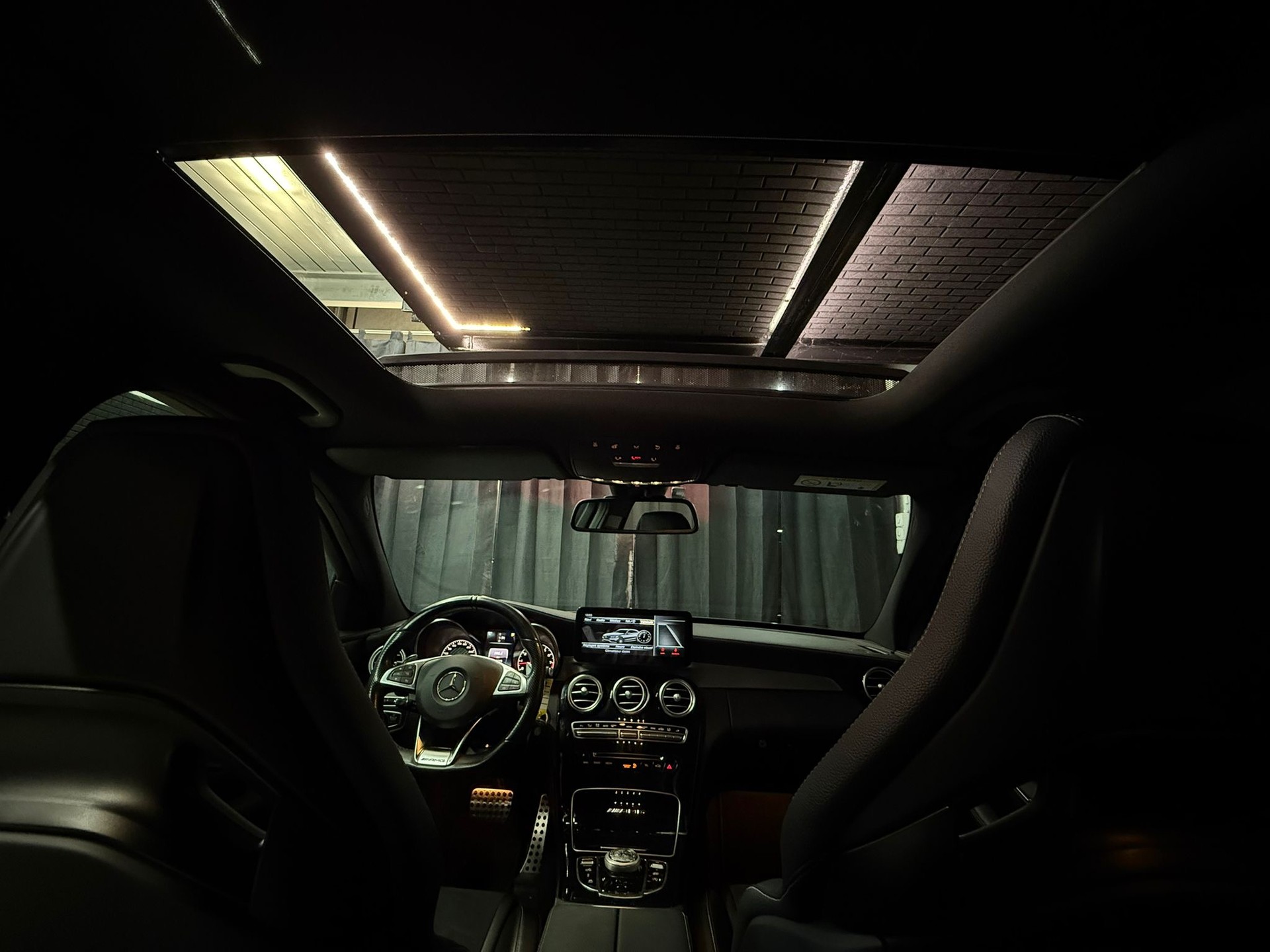 MERCEDES-BENZ C 63 AMG Speedshift /// Service stets in der Vertragswerkstatt durchgeführt-image-15
