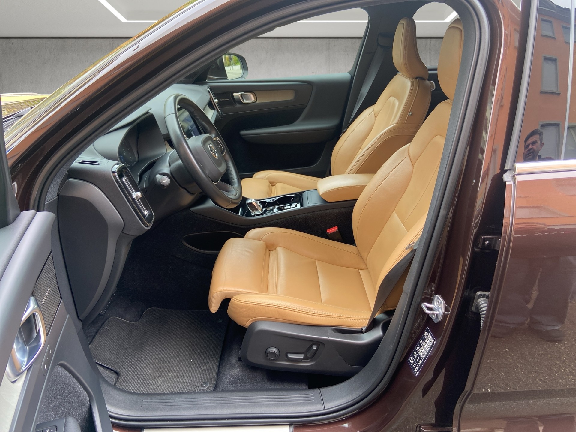 VOLVO XC40 D4 AWD Inscription Geartronic-image-12