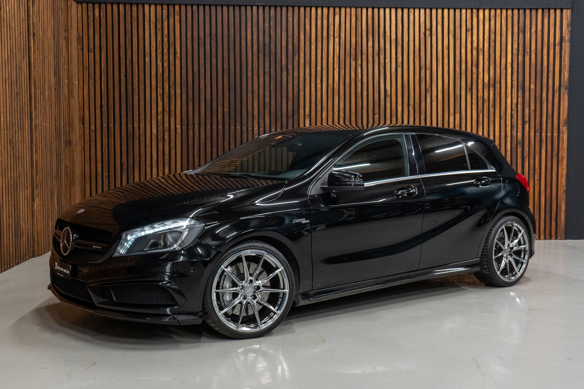 MERCEDES-BENZ A 45 AMG 4m