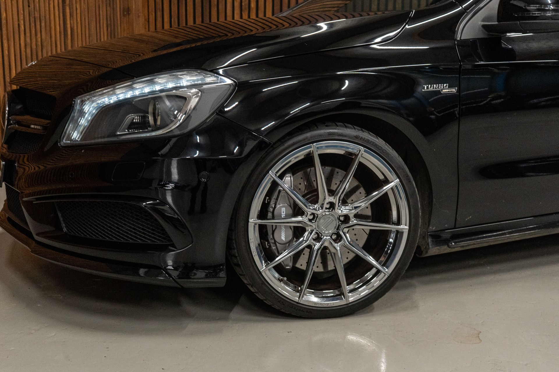 MERCEDES-BENZ A 45 AMG 4m-image-8