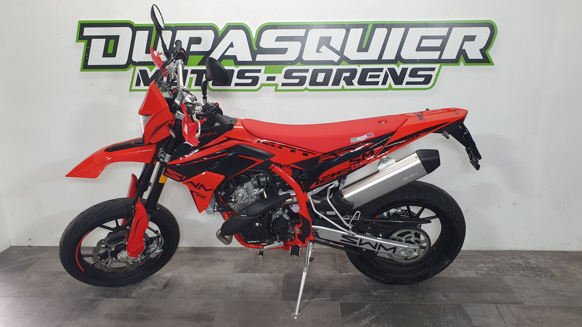 SWM SM 125 R-showroom-element-1