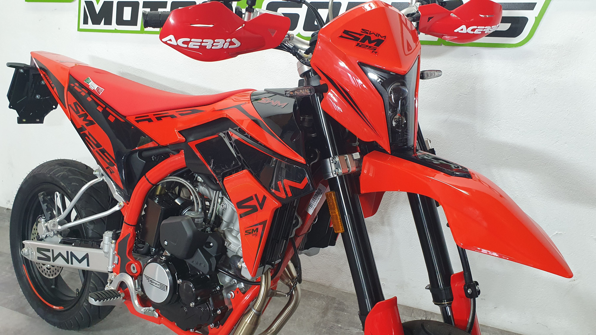SWM SM 125 R-showroom-element-3