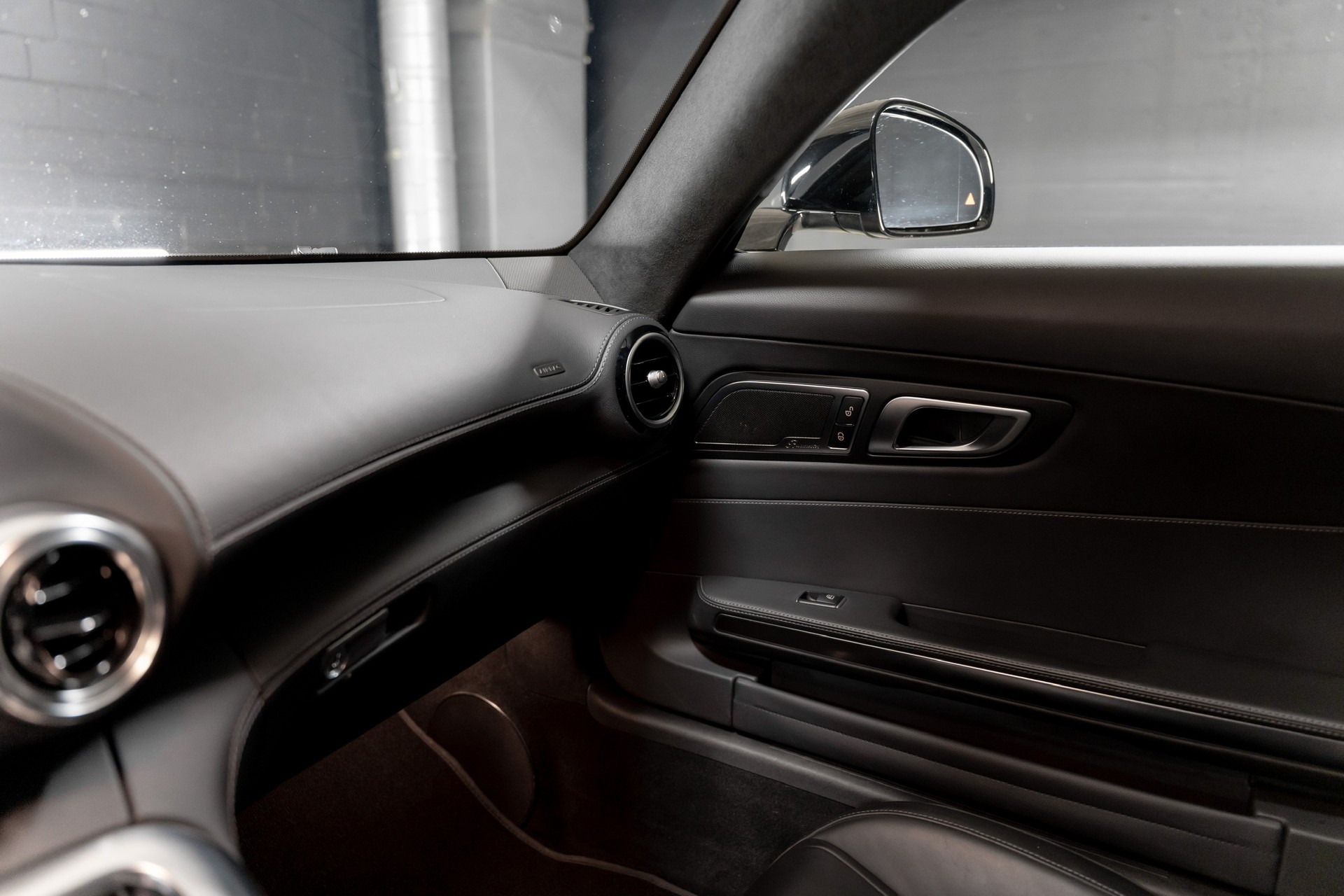 MERCEDES-BENZ AMG GT S Speedshift DCT-image-12