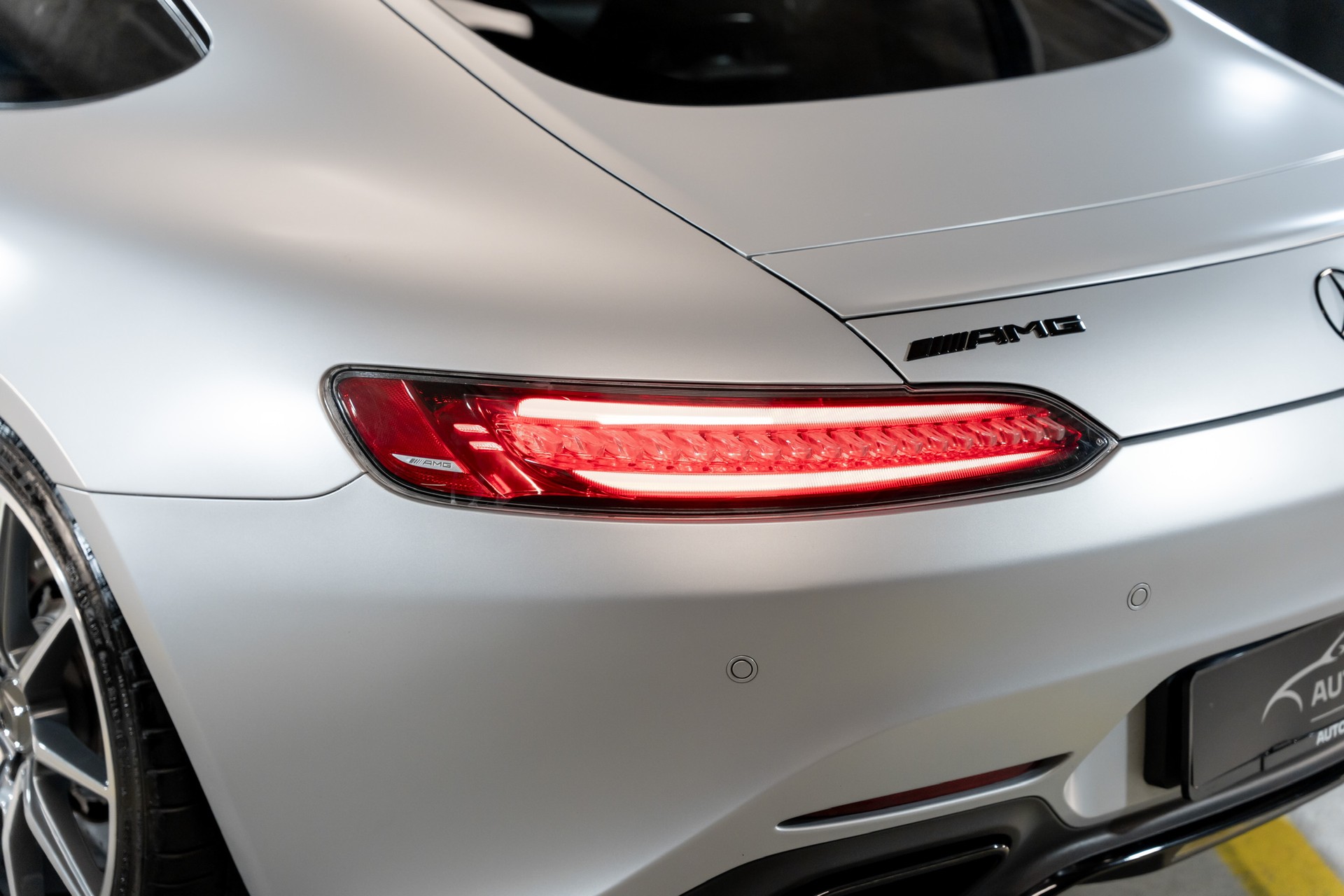 MERCEDES-BENZ AMG GT S Speedshift DCT-image-3