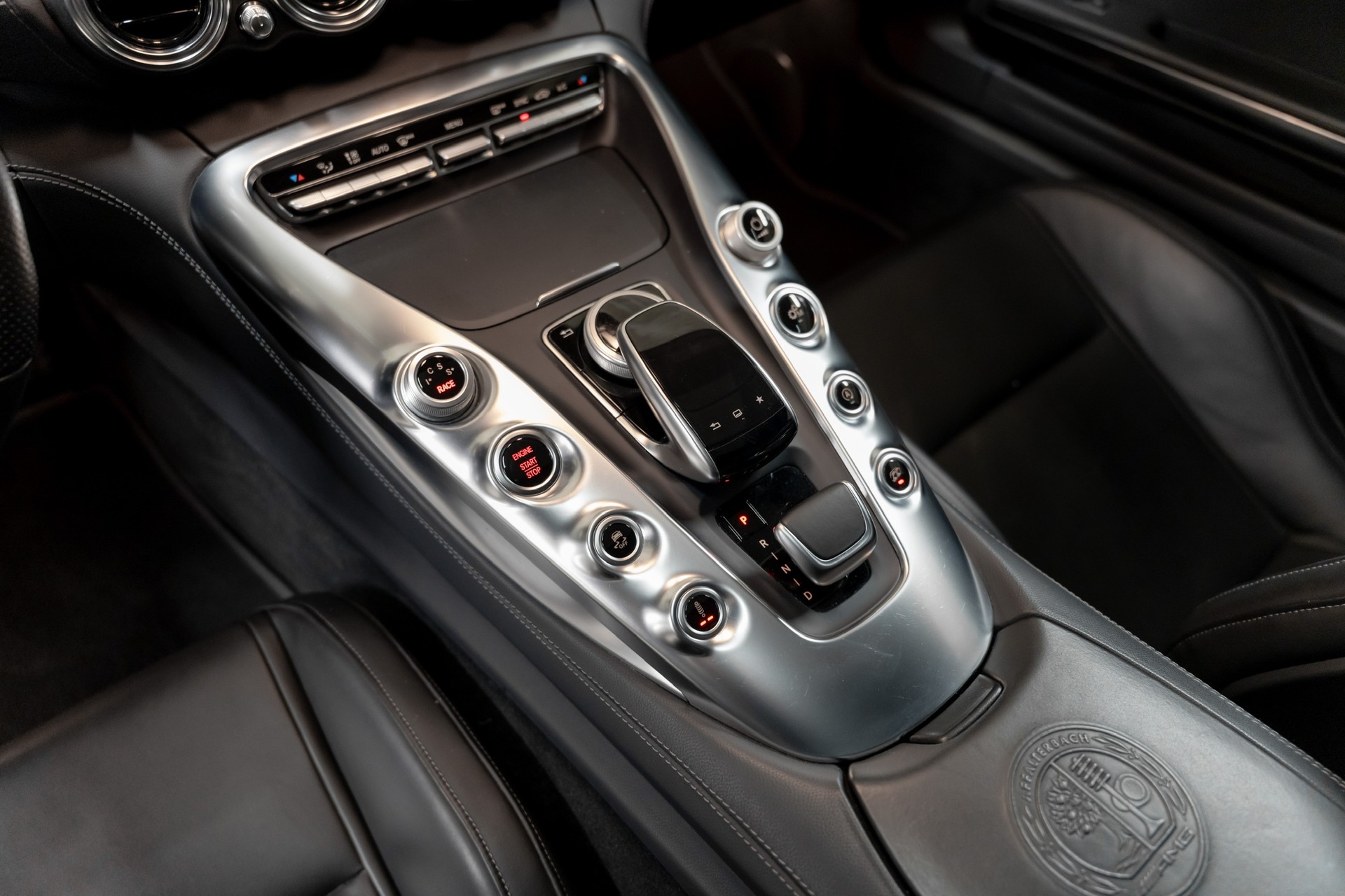 MERCEDES-BENZ AMG GT S Speedshift DCT-image-11