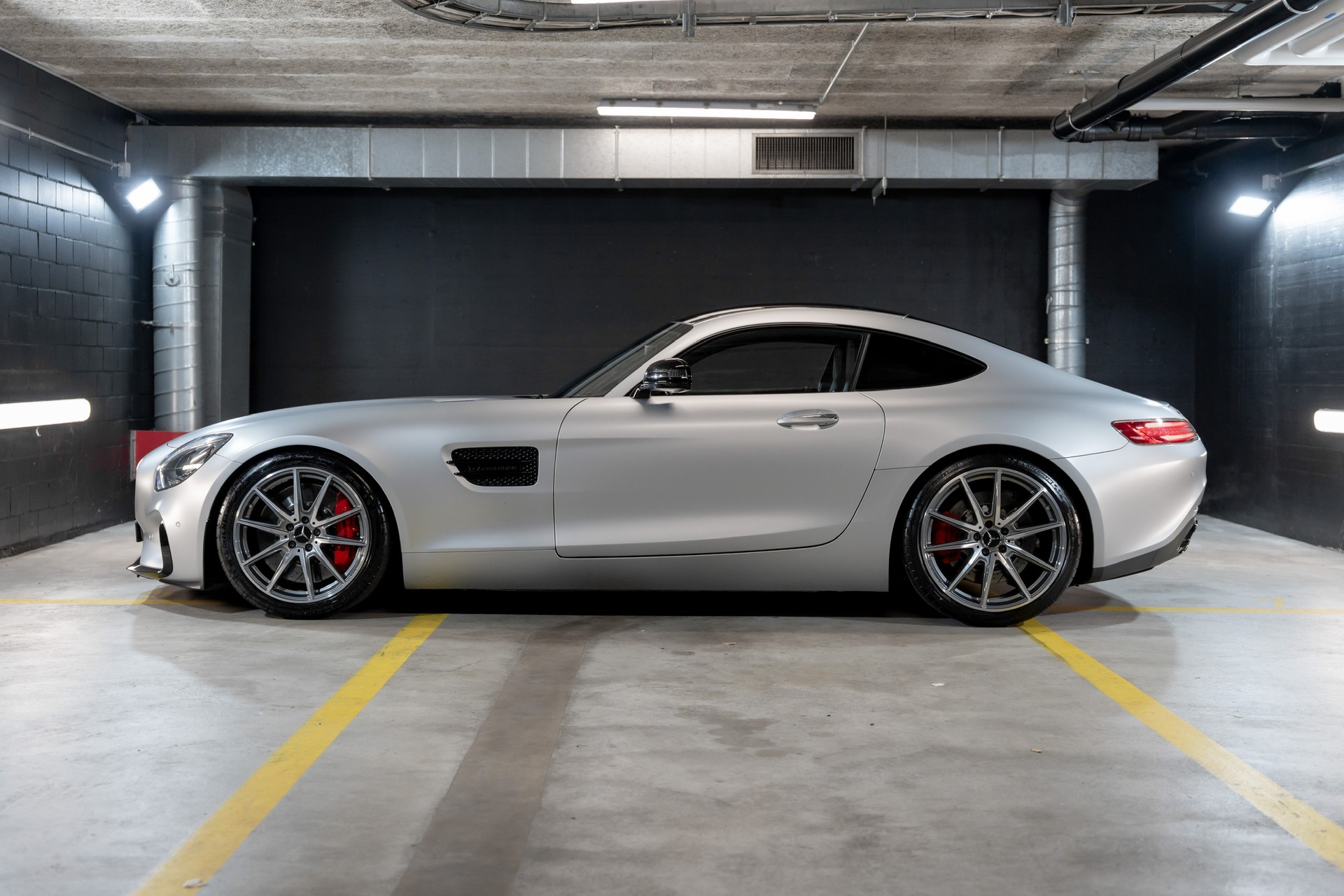 MERCEDES-BENZ AMG GT S Speedshift DCT-image-1