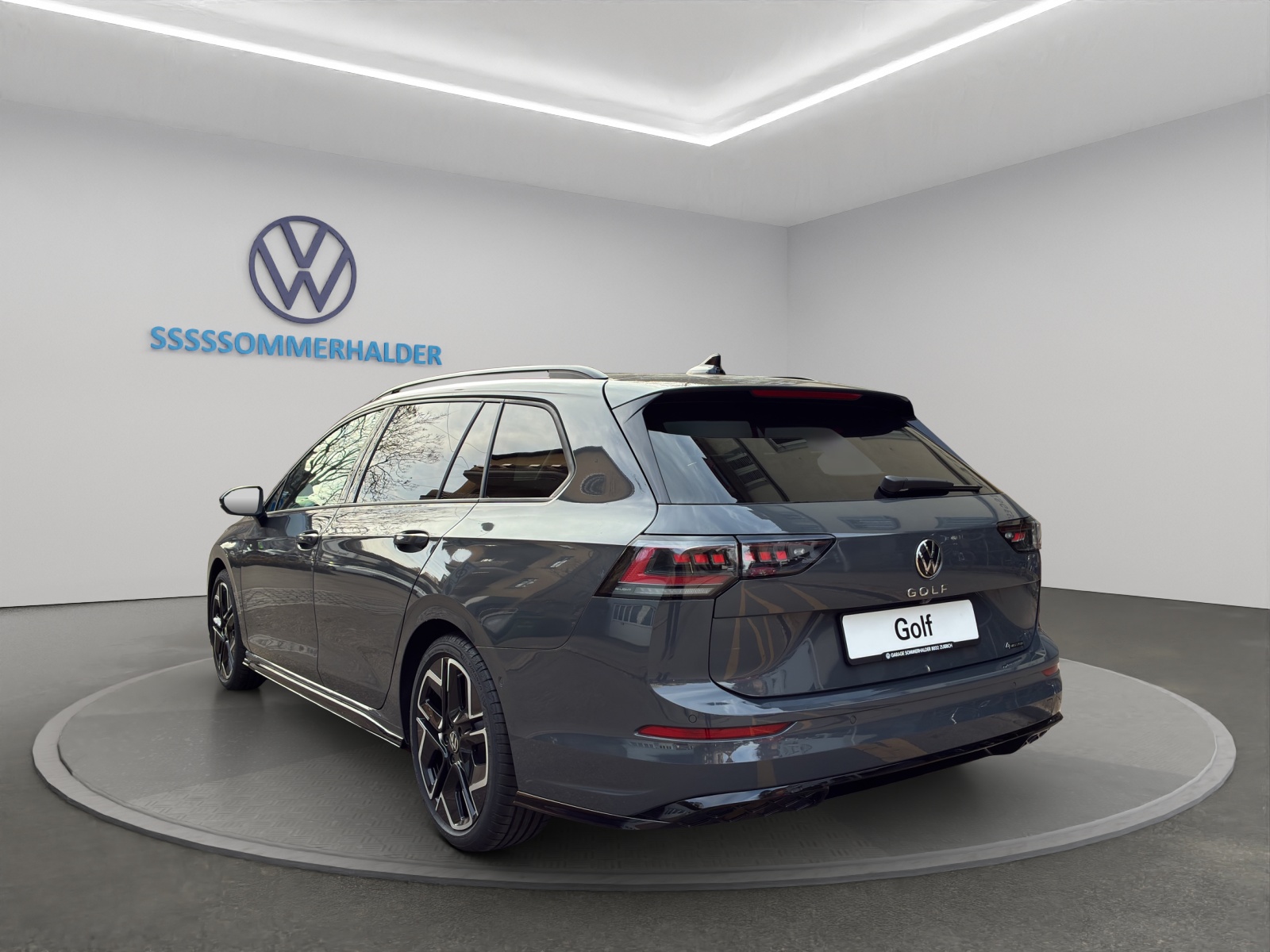 VW Golf Variant 2.0 TSI R-Line DSG 4 Motion-image-2
