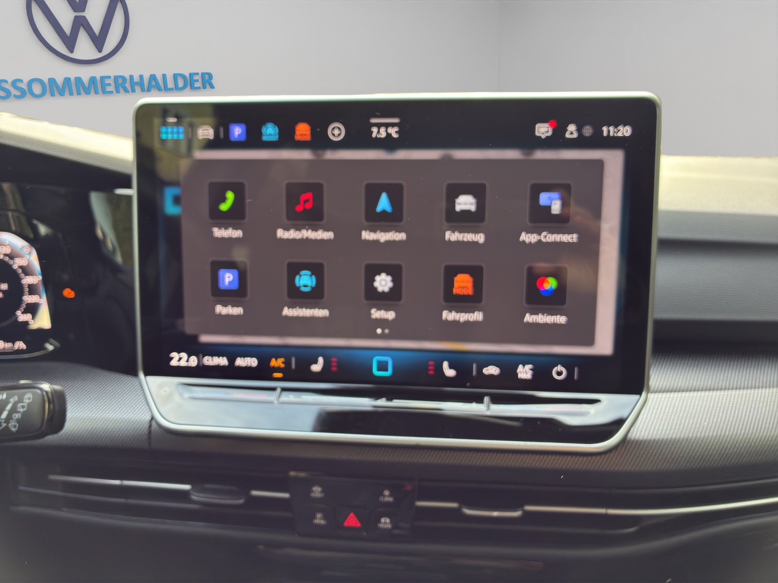 VW Golf Variant 2.0 TSI R-Line DSG 4 Motion-image-8