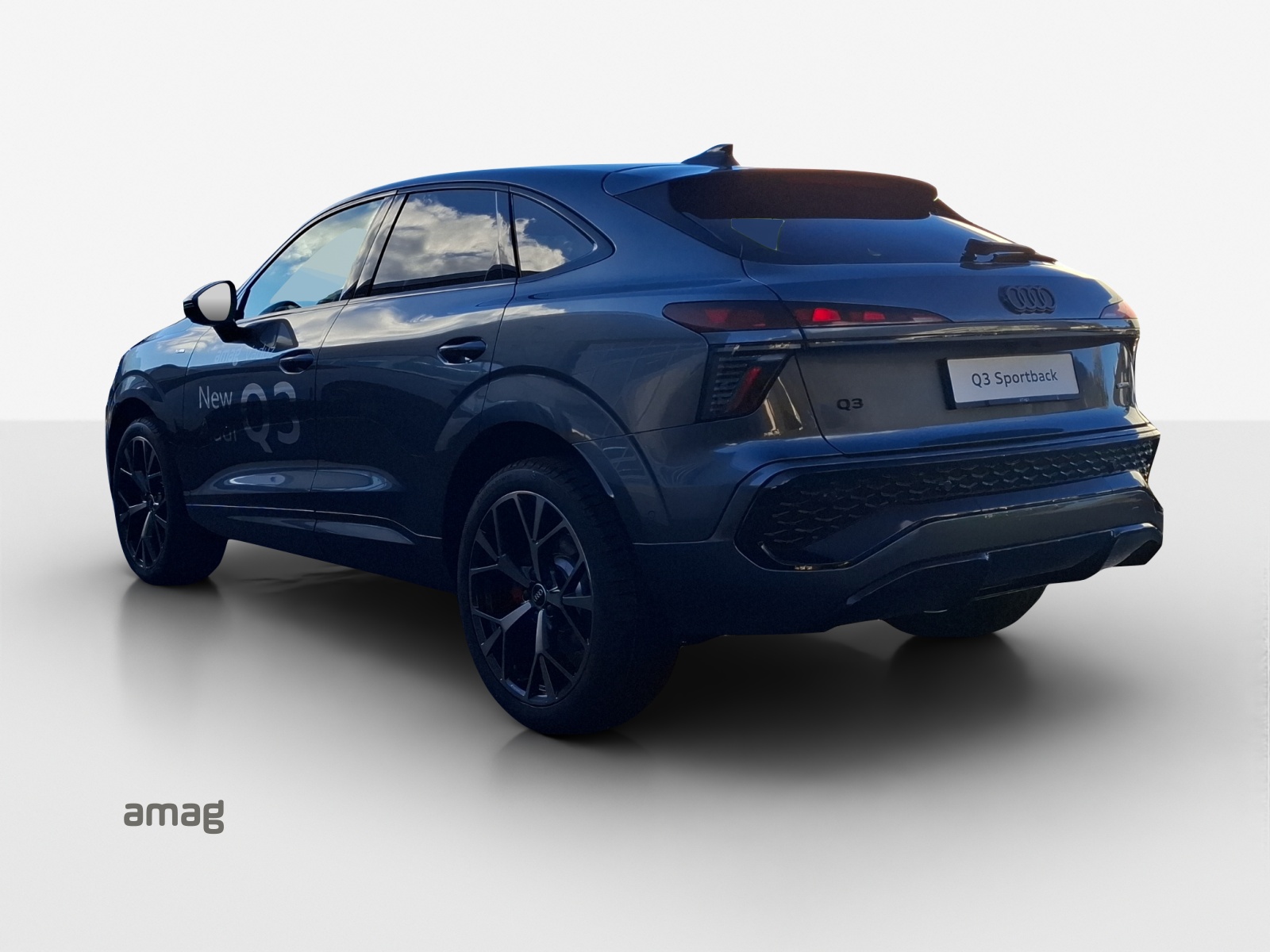 AUDI Q3 Sportback TFSI quattro 195 kW S tronic-image-2