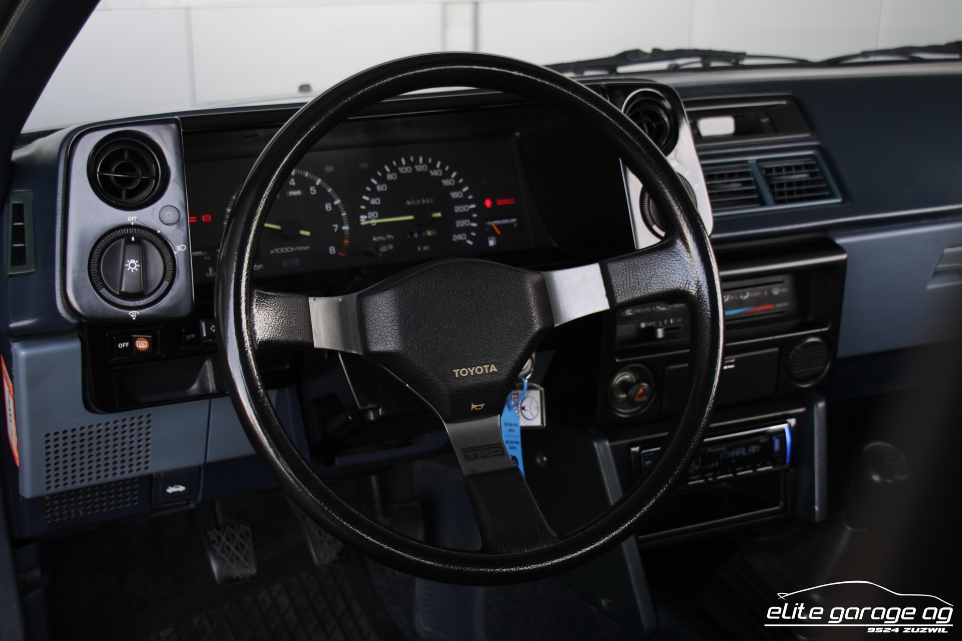 TOYOTA Corolla 1600 GTi Twin Cam AE86 VETERANENGEPRÜFT-image-14