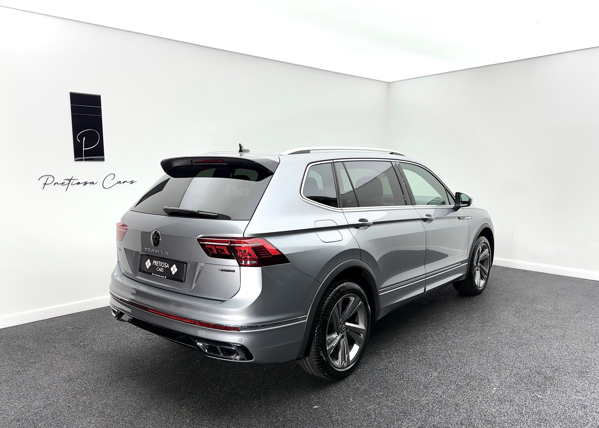 VW Tiguan Allspace 2.0 TDI SCR R-Line 4Motion DSG-image-4