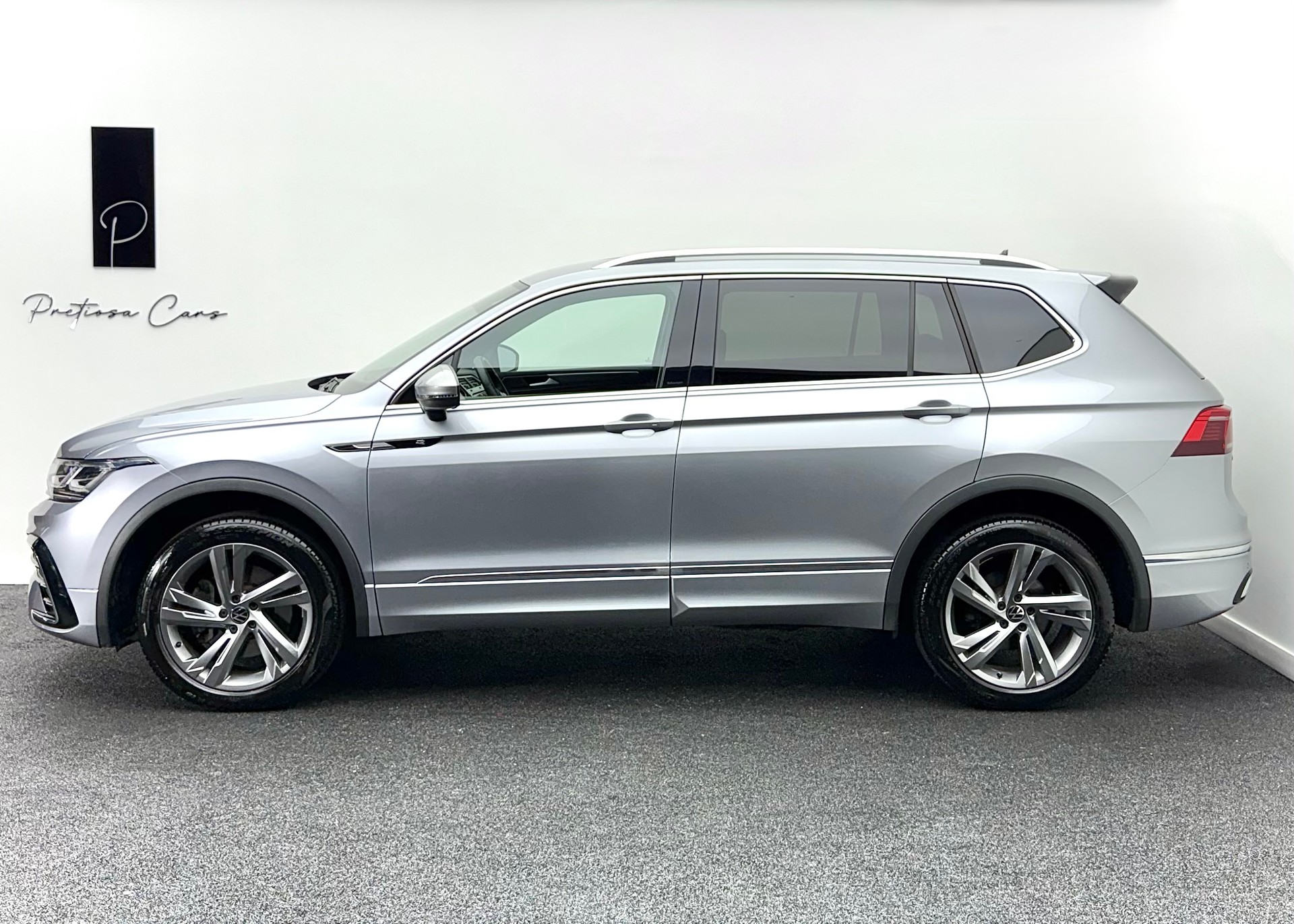 VW Tiguan Allspace 2.0 TDI SCR R-Line 4Motion DSG-showroom-element-3