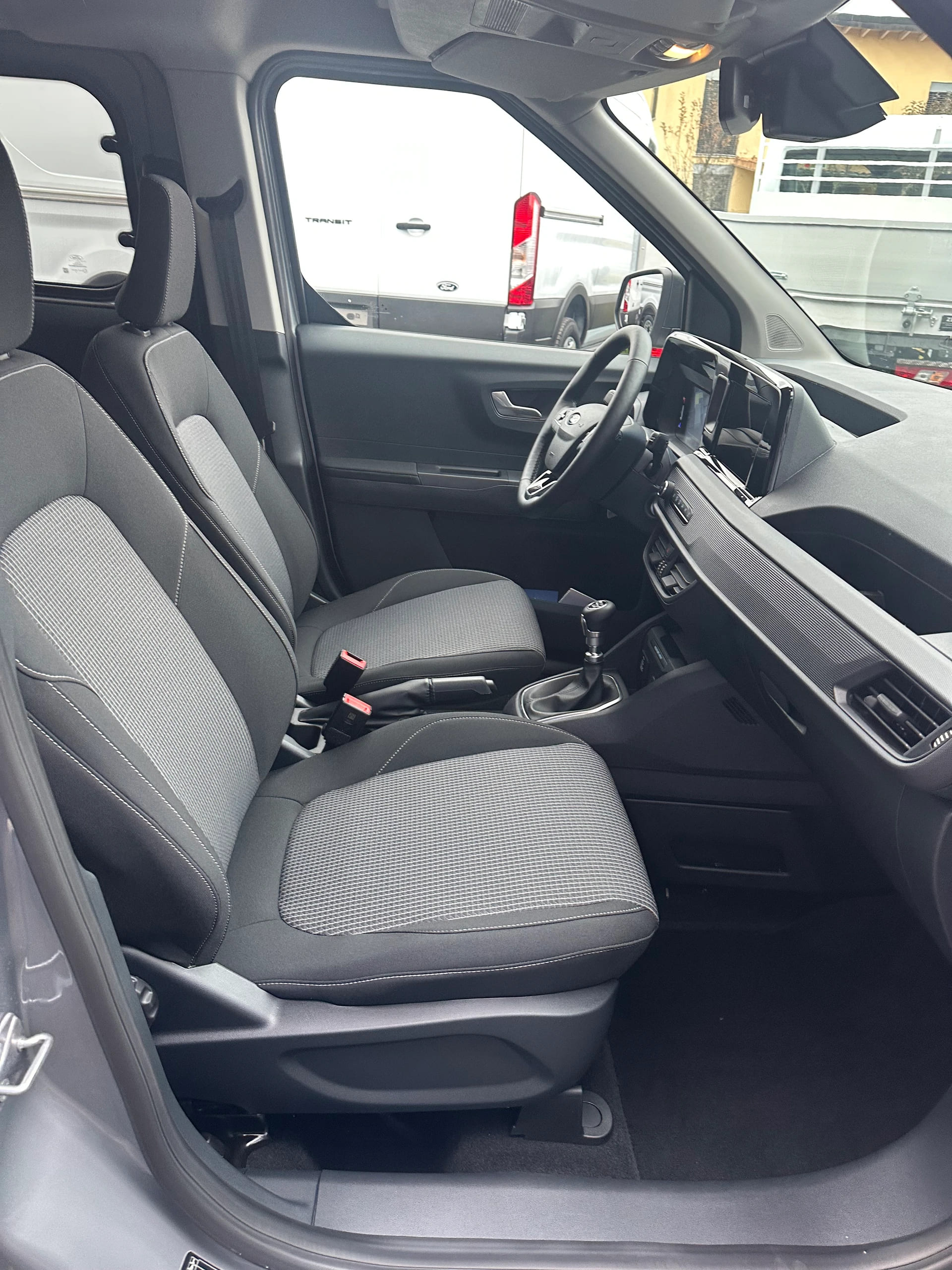 FORD Transit Courier Dkab. van 1.0 Trend/100CV/Man.-image-13