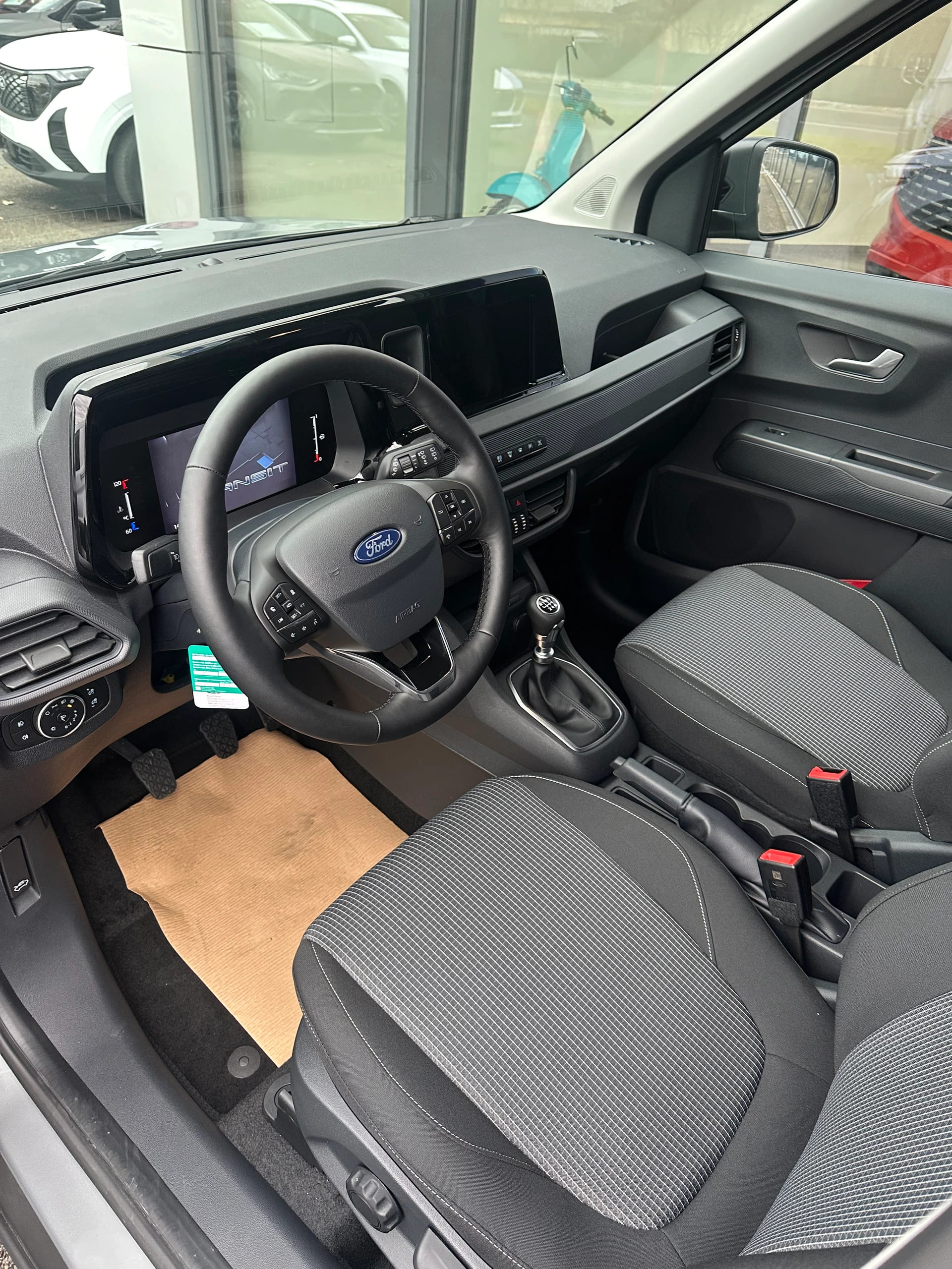FORD Transit Courier Dkab. van 1.0 Trend/100CV/Man.-image-9