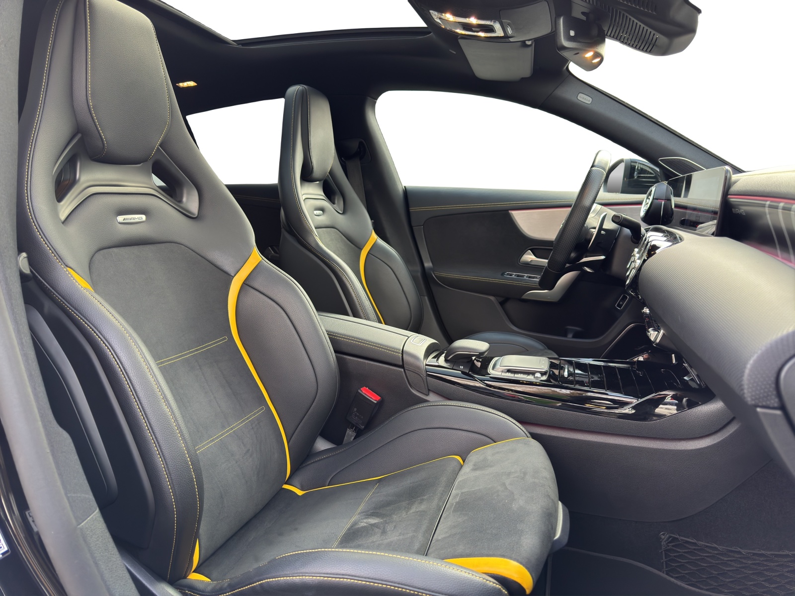 MERCEDES-BENZ CLA SB 45 S AMG 4Matic+-image-11