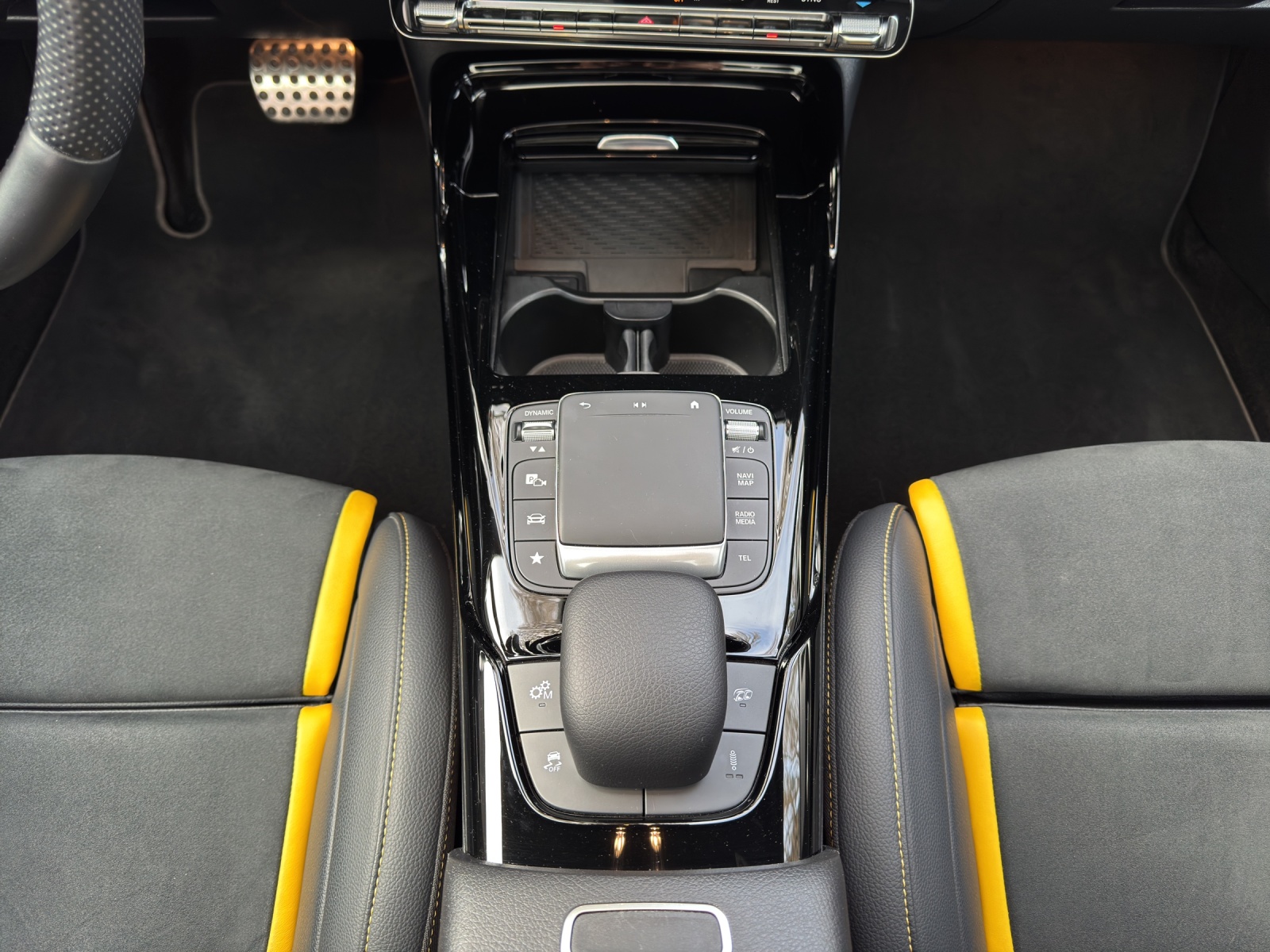 MERCEDES-BENZ CLA SB 45 S AMG 4Matic+-image-8
