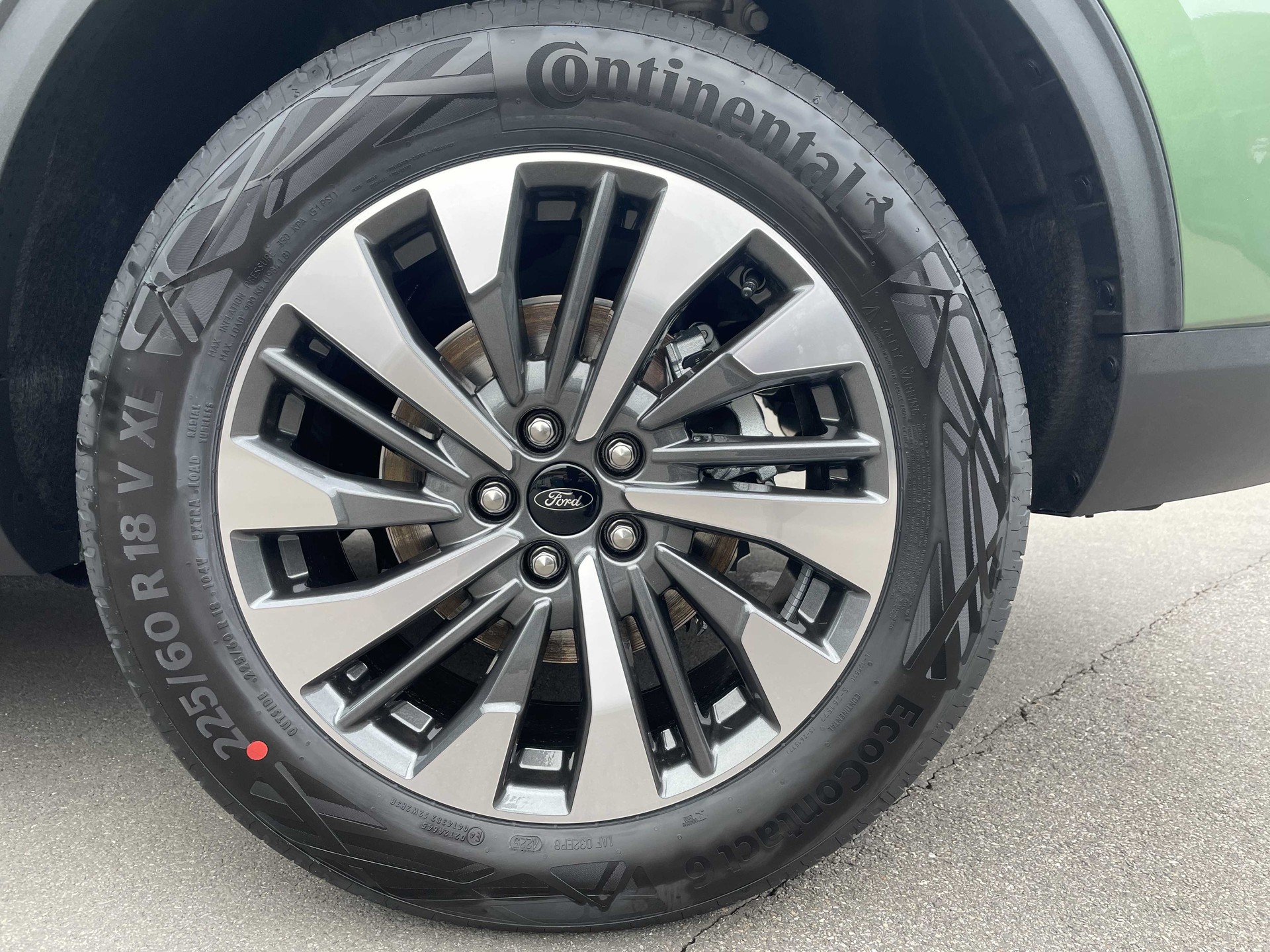 FORD Kuga 2.5 Hybrid Titanium 4x4-image-20