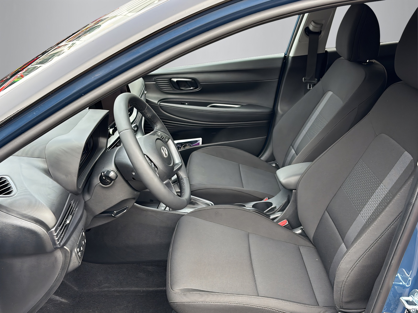 HYUNDAI i20 1.0 T-GDi Amplia-image-10