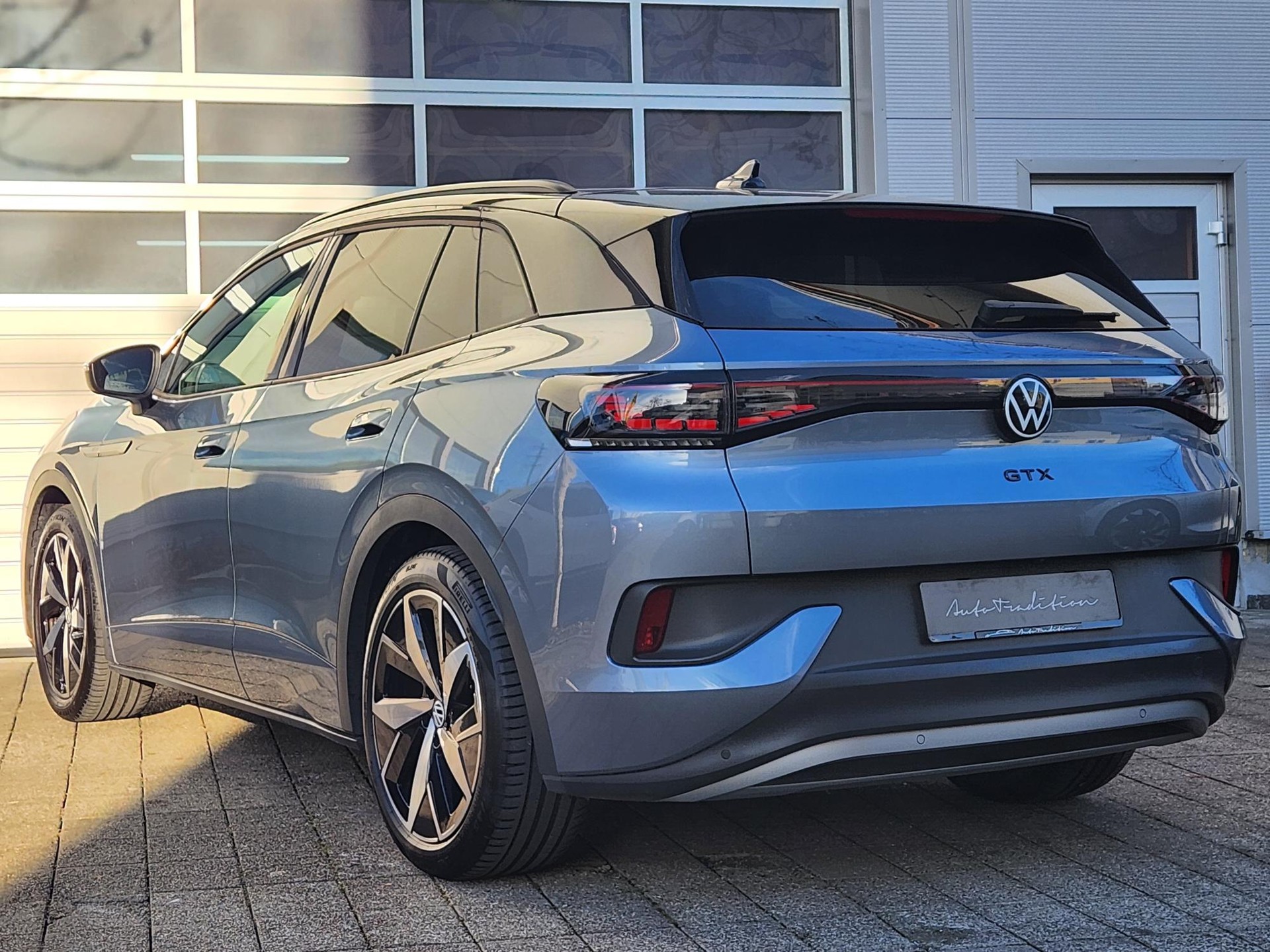 VW ID.4 GTX 77 kWh 4Motion **BATTERIEZERTIFIKAT - DESIGN PACK+ KOMFORT PACK+ ASSISTENZ PACK.- MATRIX LED -GARANTIE BIS 09.2029 **-image-4