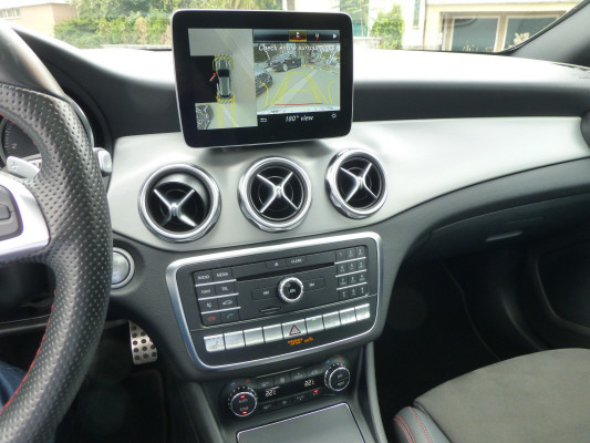 MERCEDES-BENZ GLA 200 d SwissAMG L4M-image-11